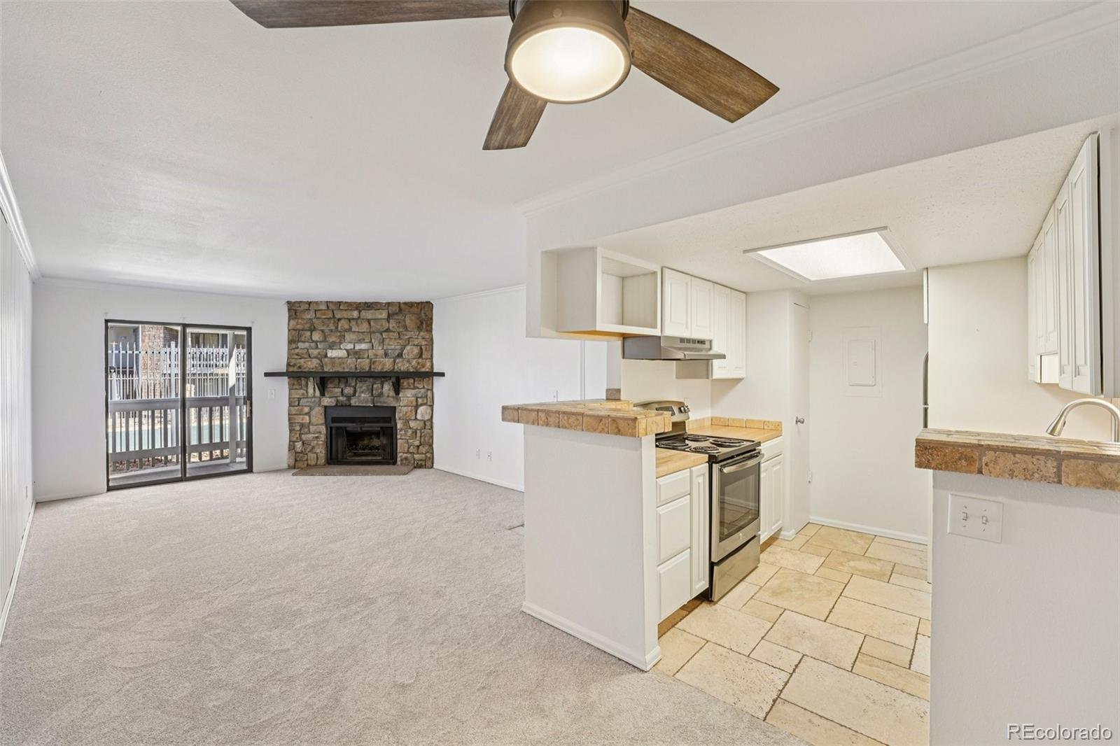 MLS Image #11 for 8335  fairmount drive 2-103,denver, Colorado