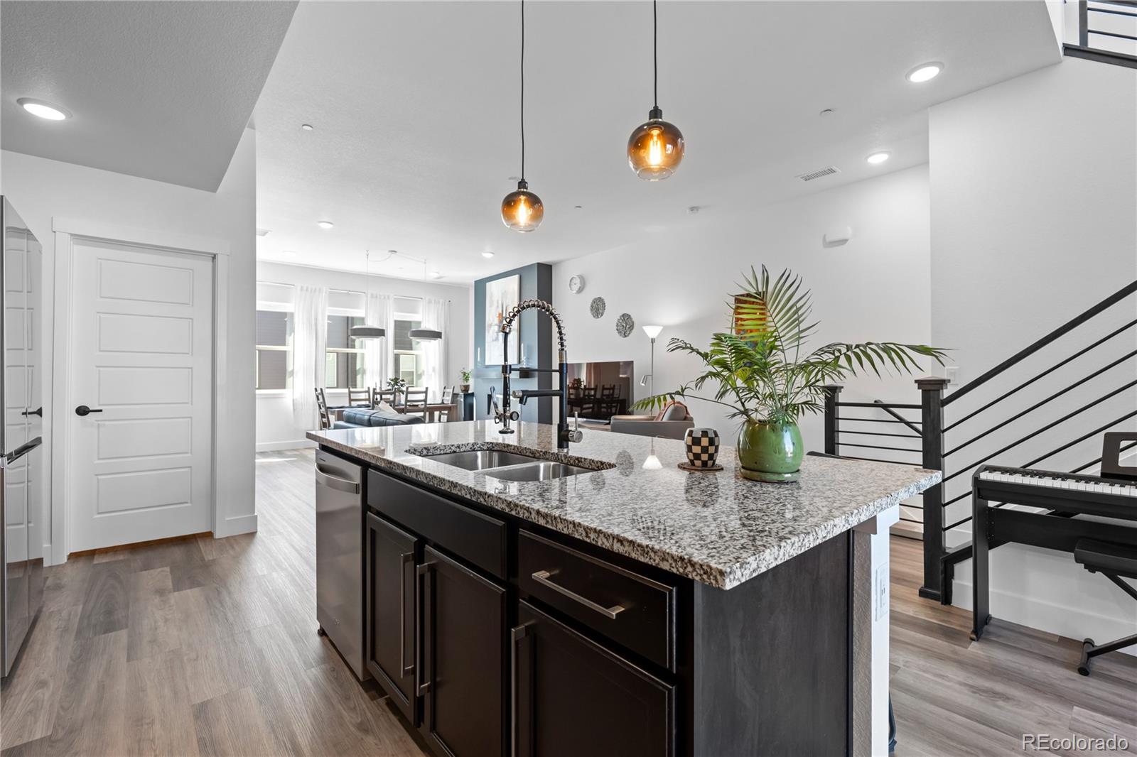 MLS Image #12 for 6797  navajo street,denver, Colorado