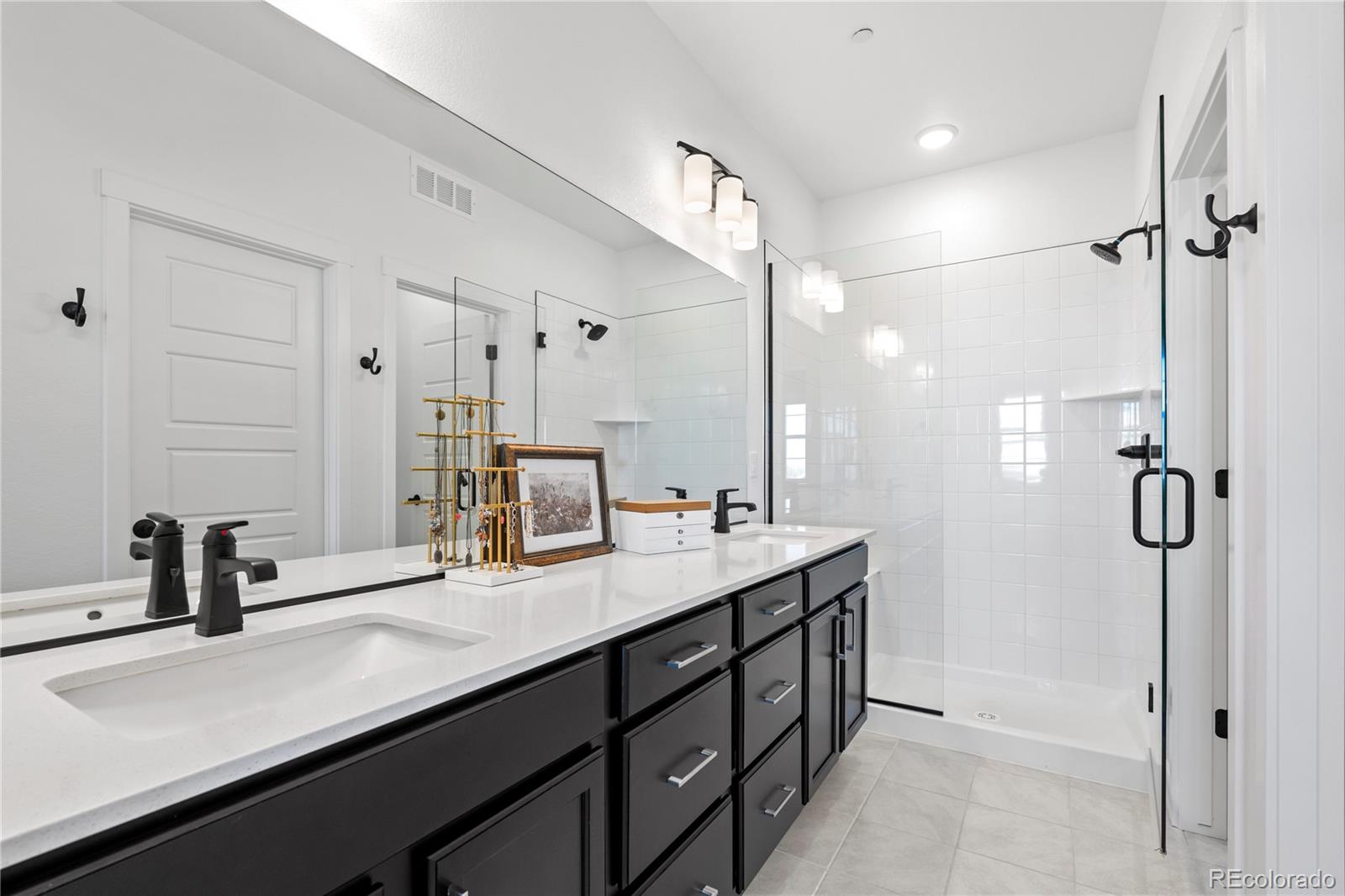 MLS Image #28 for 6797  navajo street,denver, Colorado