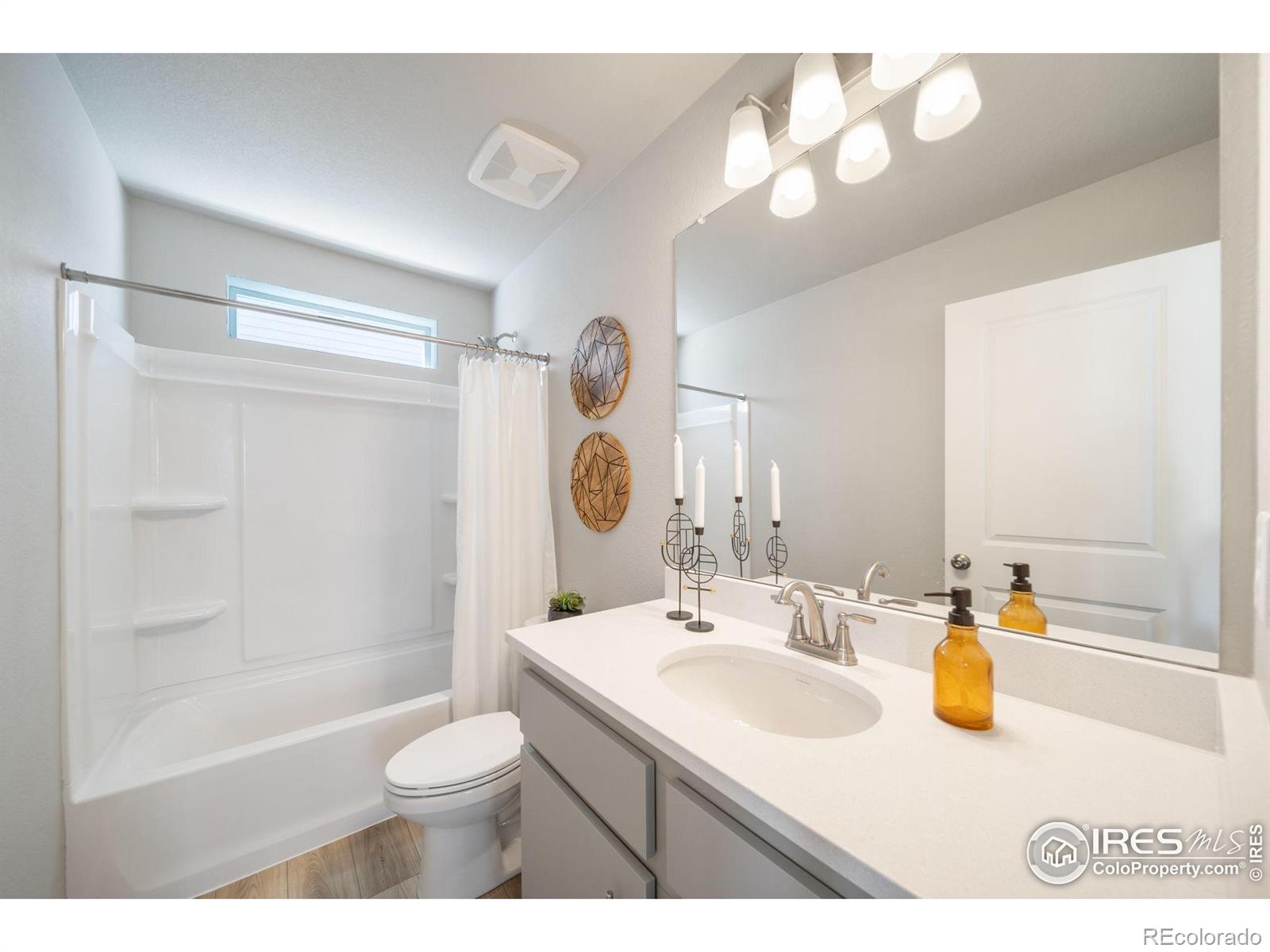 MLS Image #16 for 5258  melvick lane,johnstown, Colorado