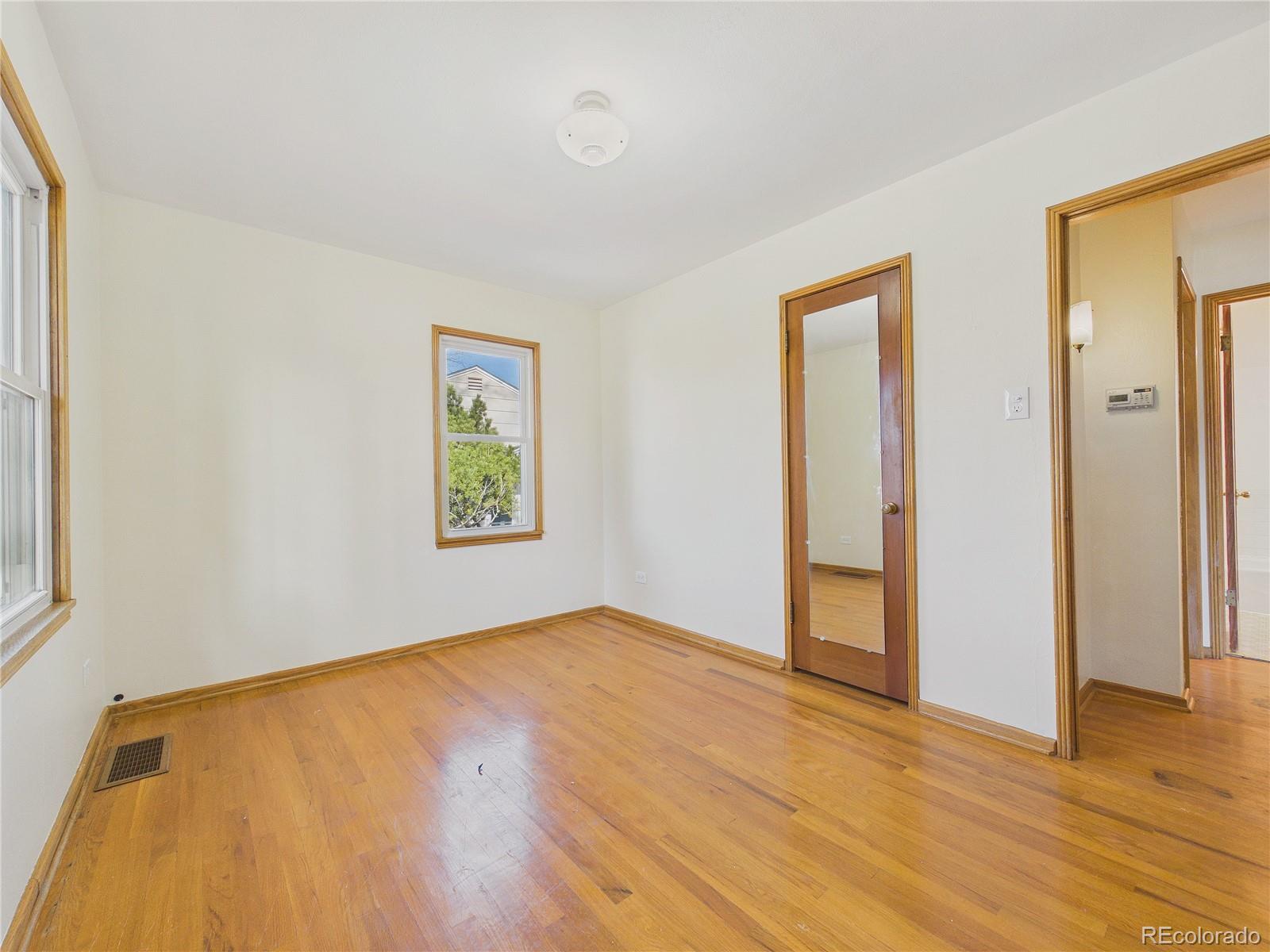 MLS Image #10 for 3346 s marion street,englewood, Colorado