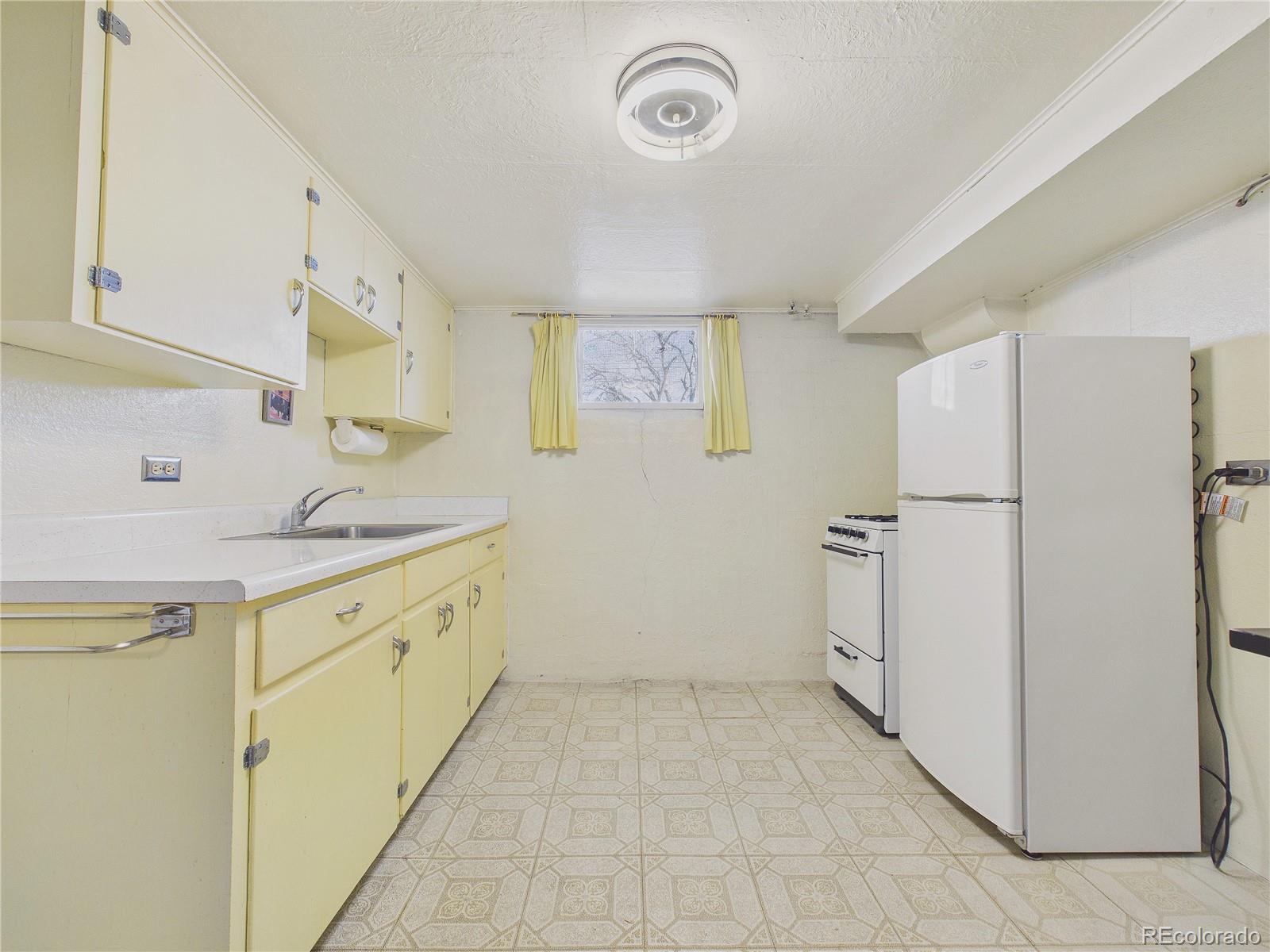 MLS Image #15 for 3346 s marion street,englewood, Colorado