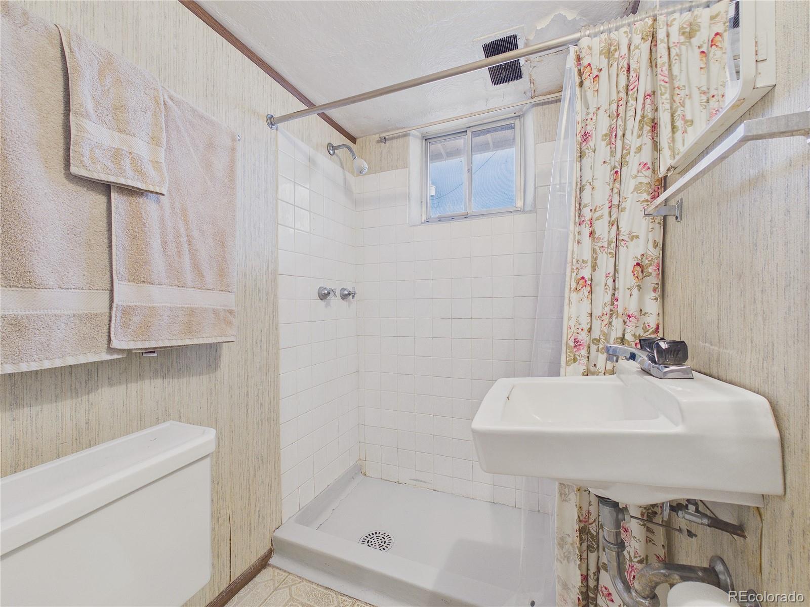 MLS Image #18 for 3346 s marion street,englewood, Colorado