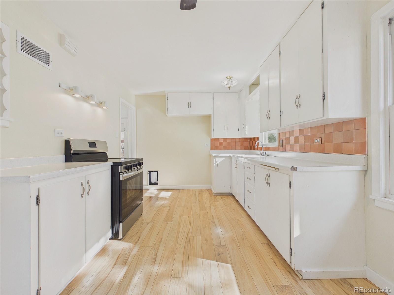 MLS Image #8 for 3346 s marion street,englewood, Colorado