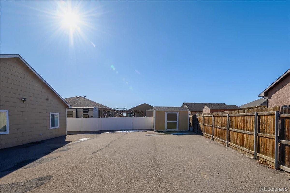 MLS Image #12 for 3319  fox den court,pueblo, Colorado