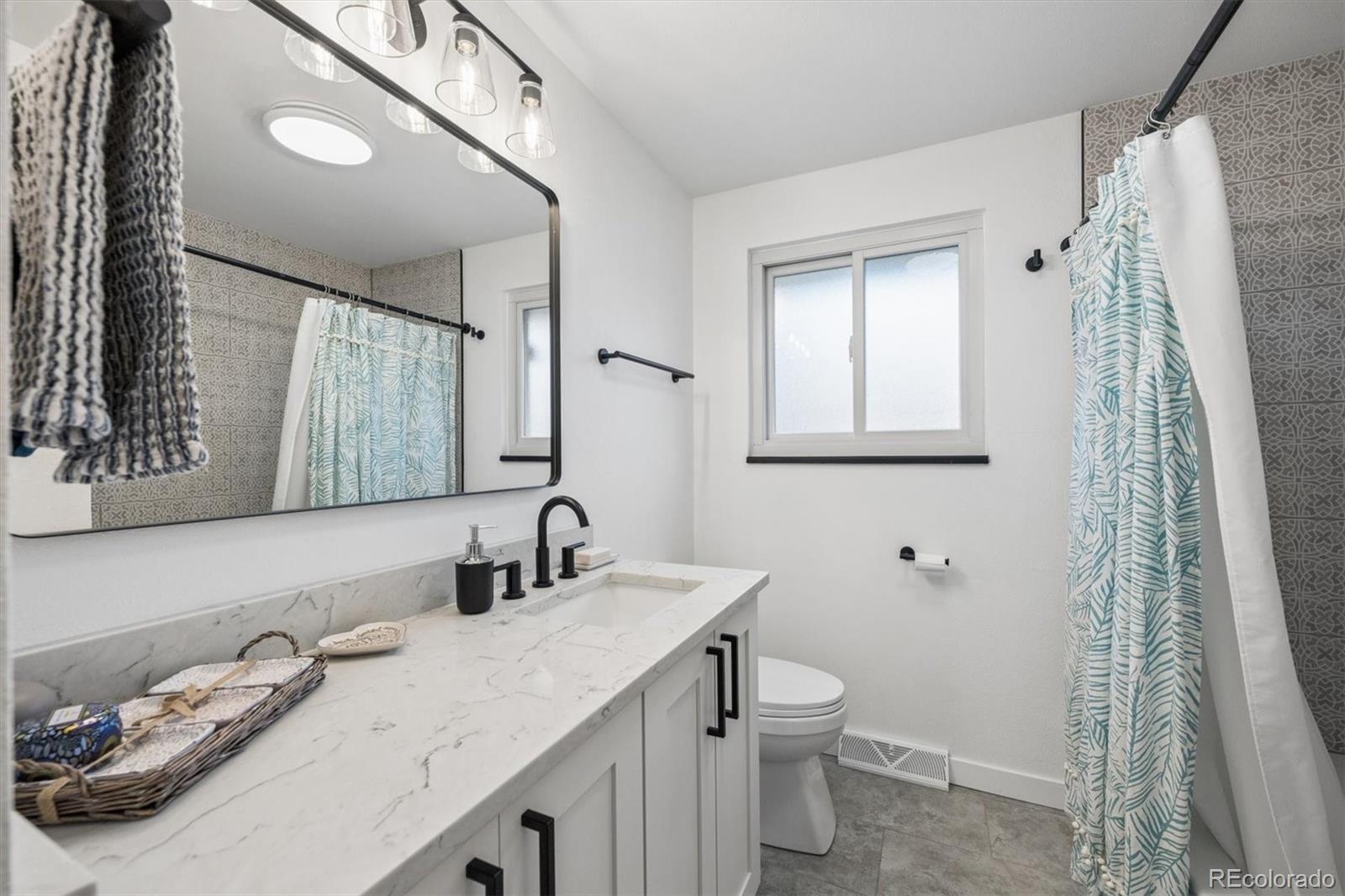 MLS Image #6 for 8257  yarrow court,arvada, Colorado