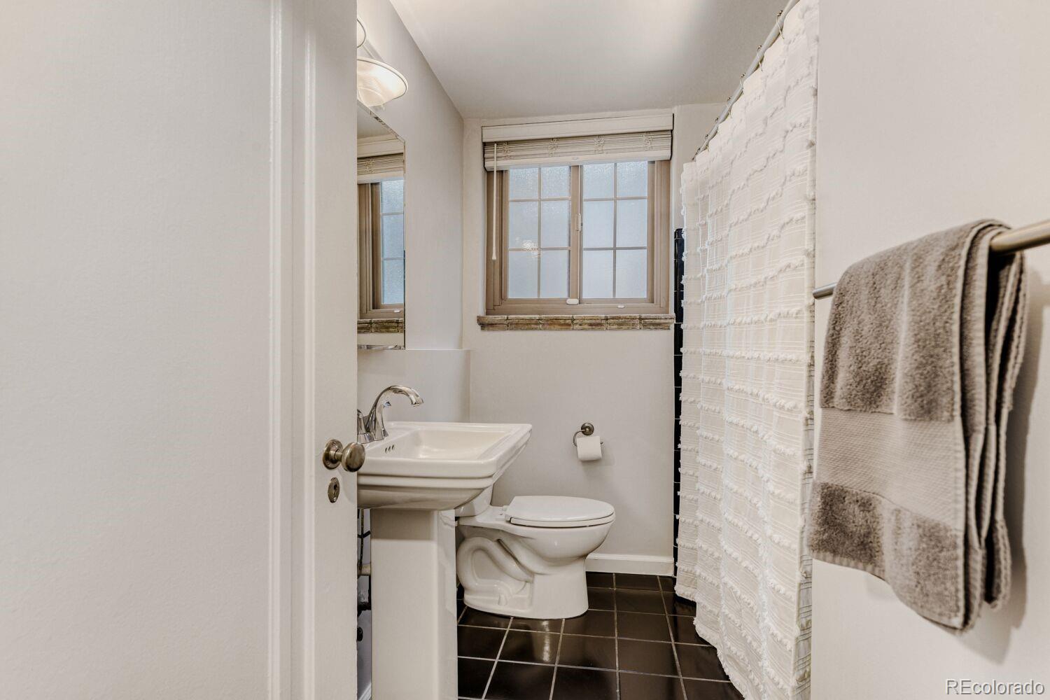 MLS Image #12 for 3707 e 5th avenue,denver, Colorado