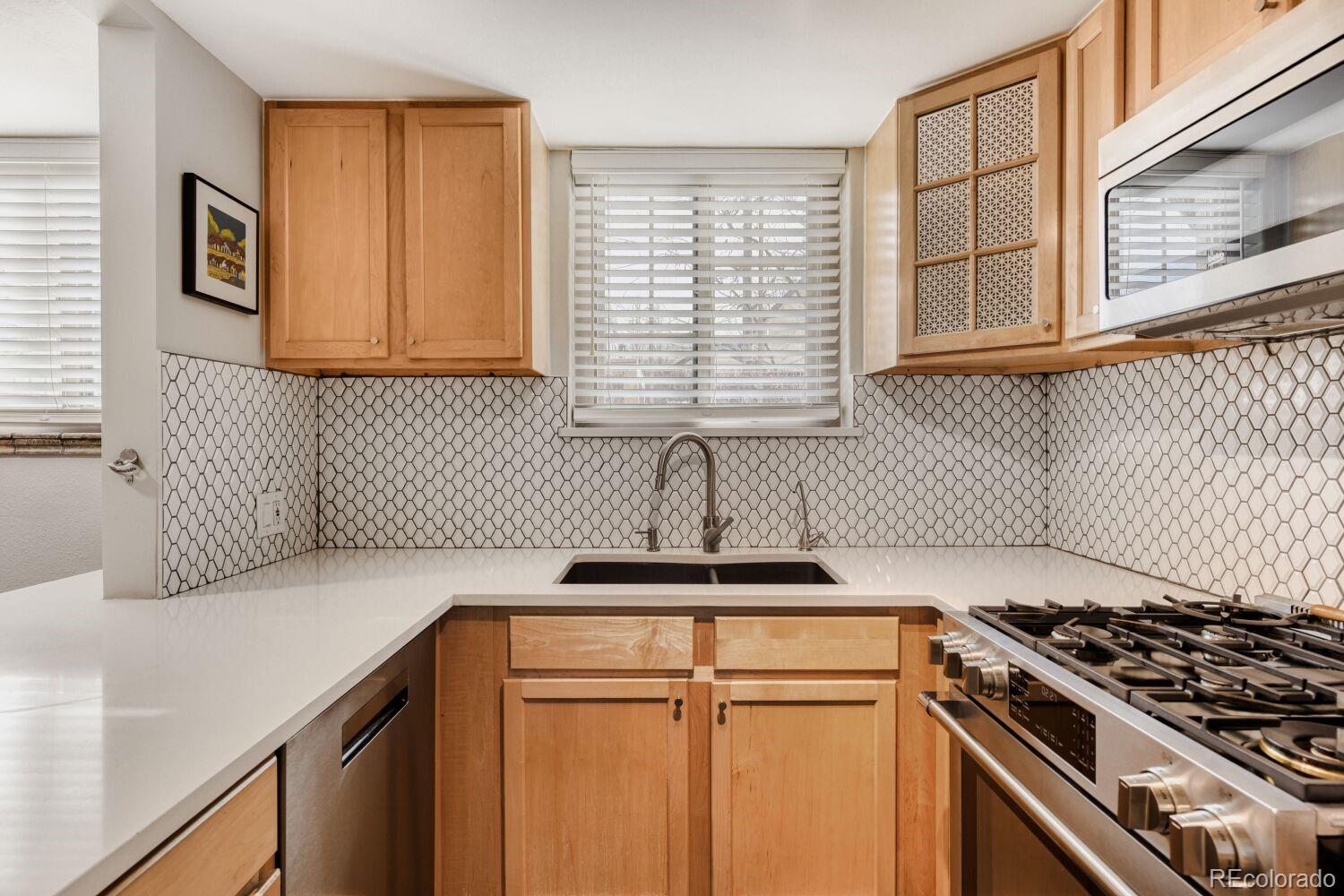MLS Image #5 for 3707 e 5th avenue,denver, Colorado