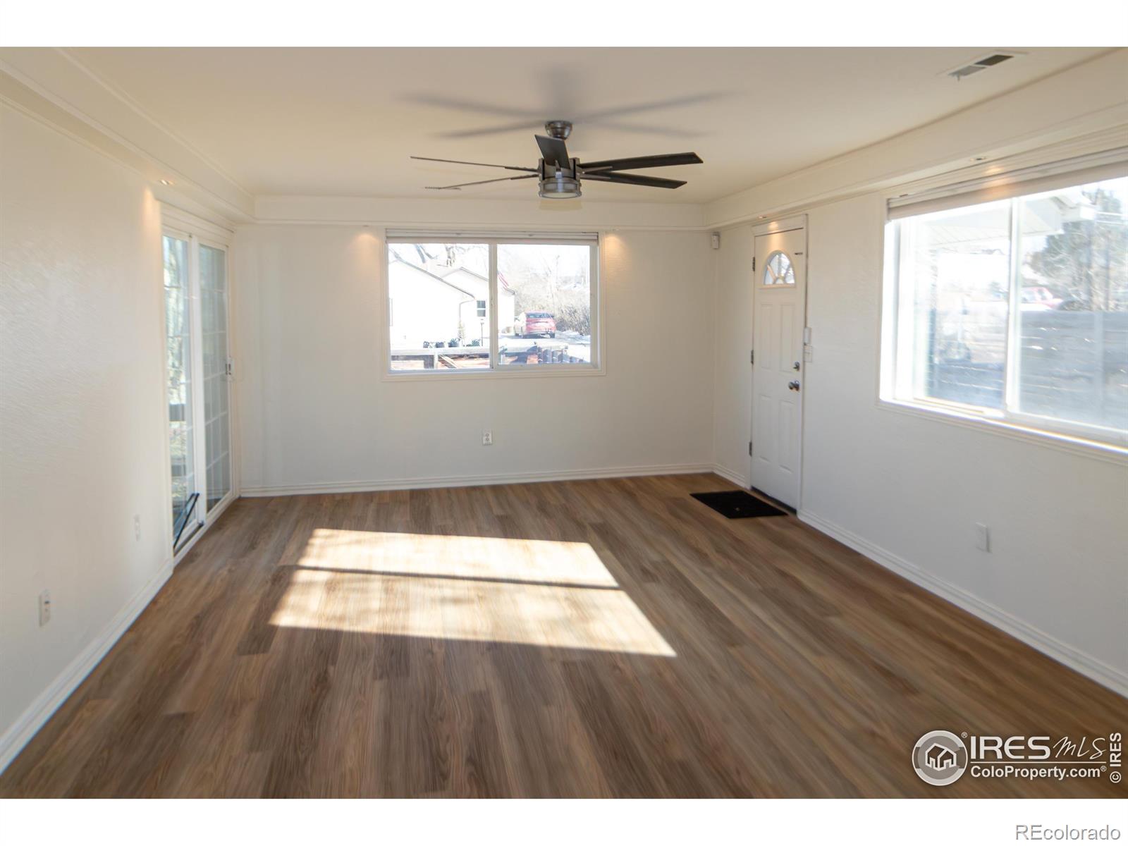 MLS Image #3 for 927 s yates street,denver, Colorado