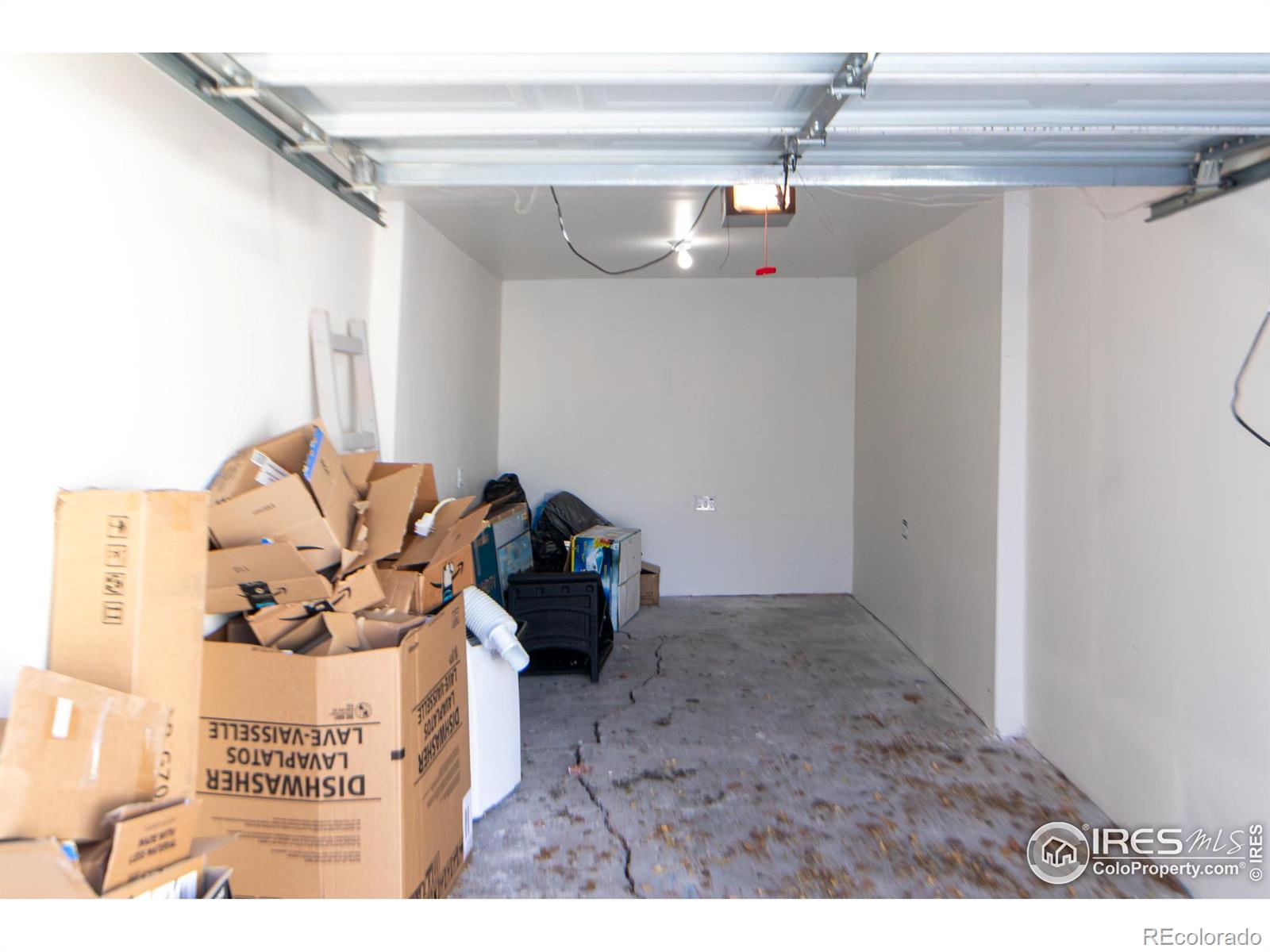 MLS Image #9 for 927 s yates street,denver, Colorado