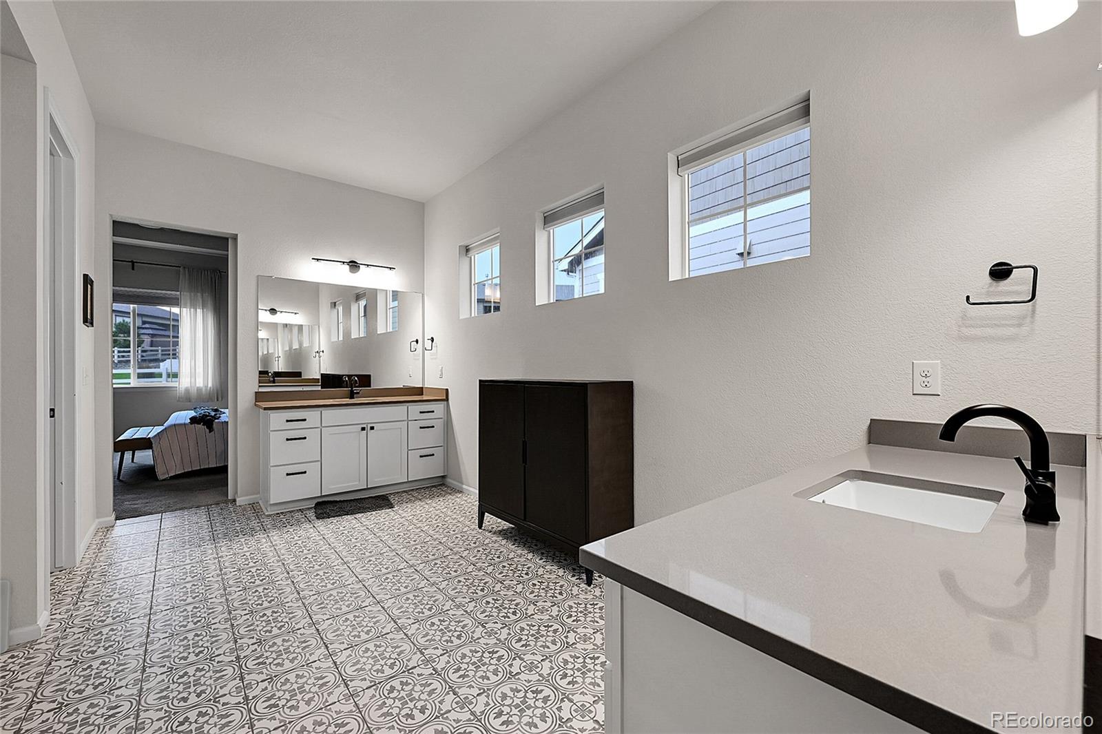 MLS Image #15 for 5018  silverhare court,castle rock, Colorado