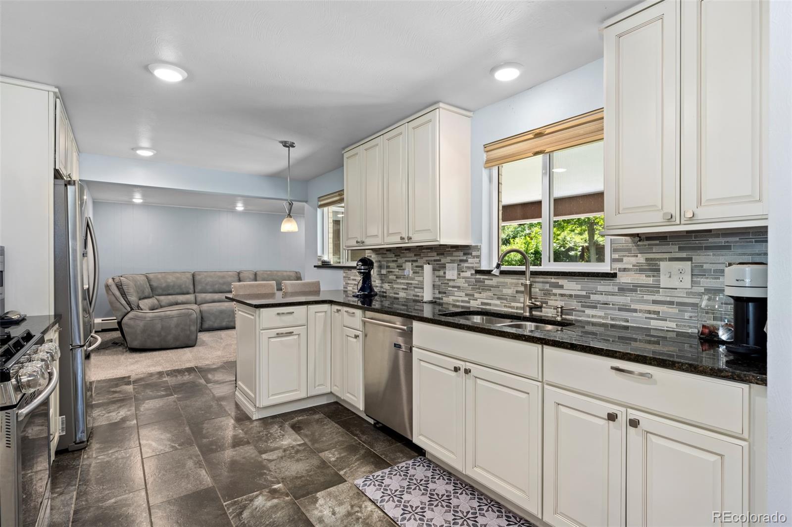 MLS Image #4 for 11328 w 27th avenue,lakewood, Colorado