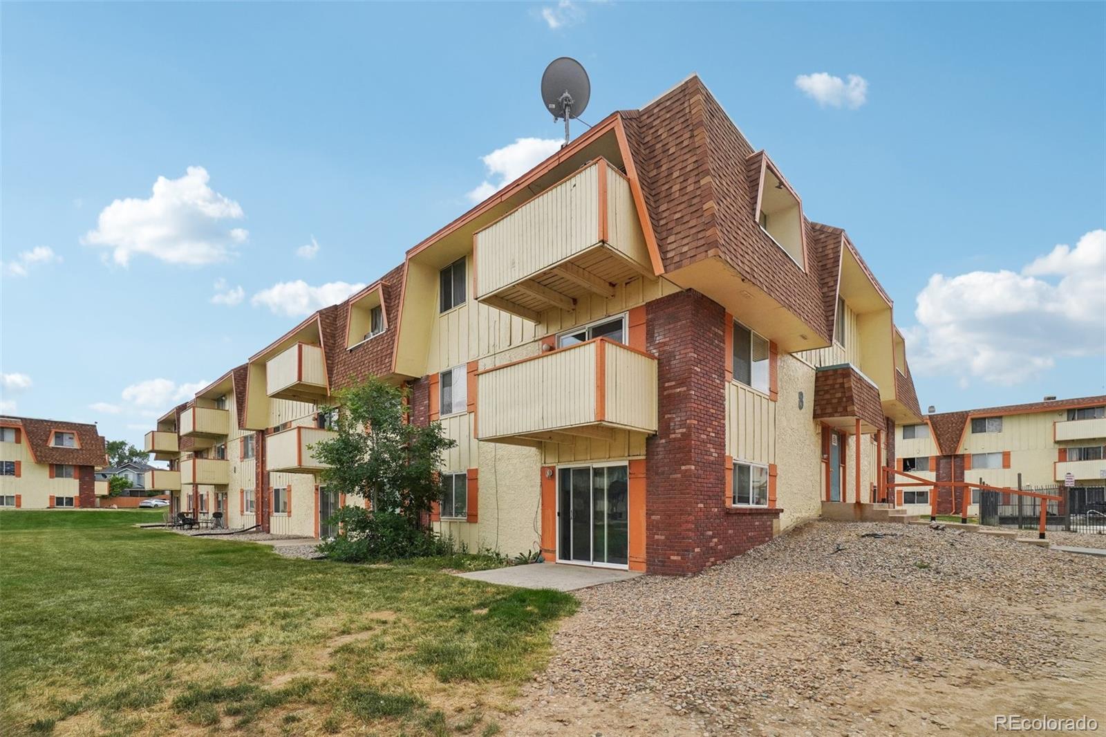 MLS Image #12 for 10211  ura lane 8-207,thornton, Colorado