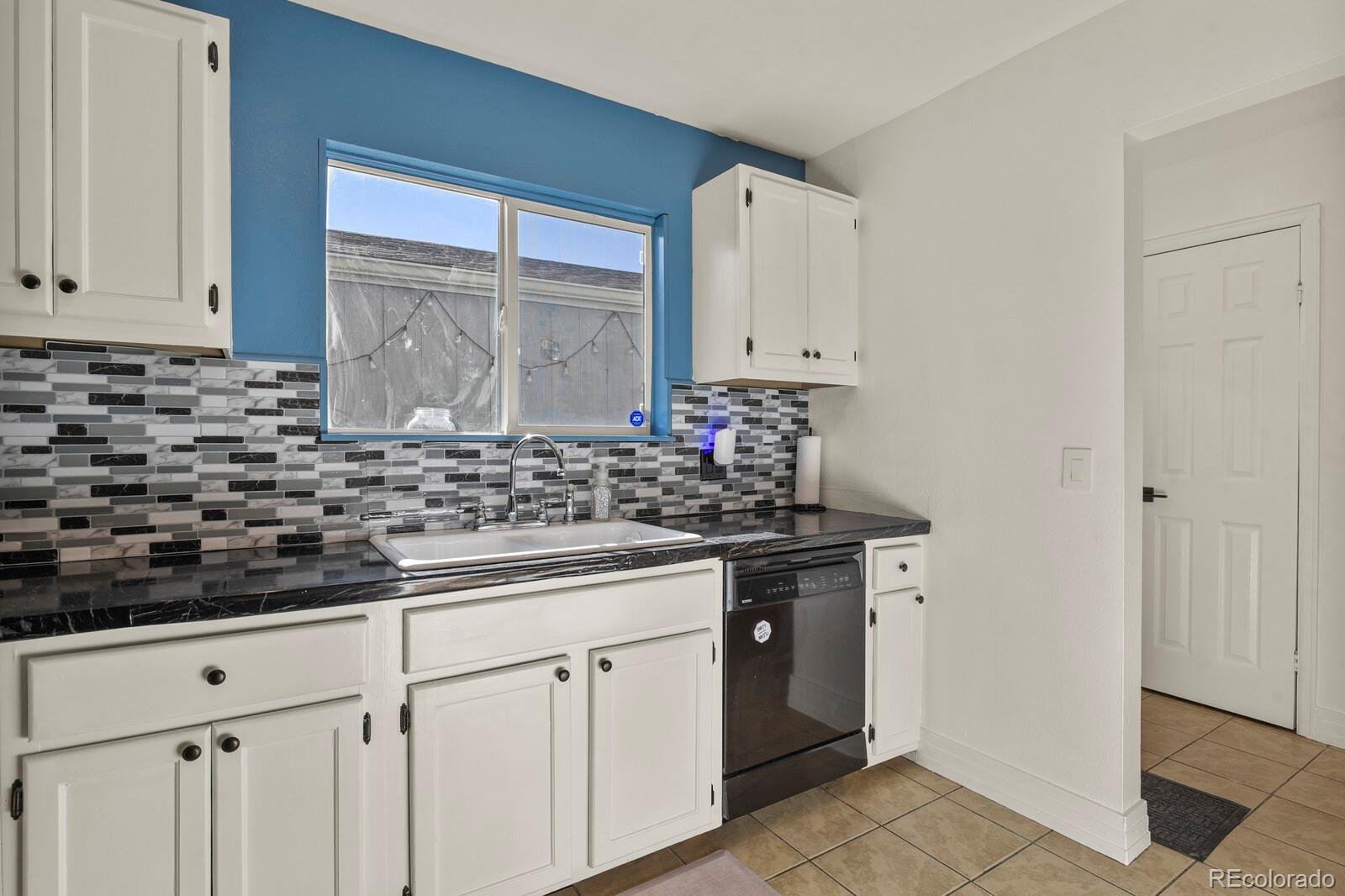 MLS Image #17 for 15660 e mexico avenue,aurora, Colorado