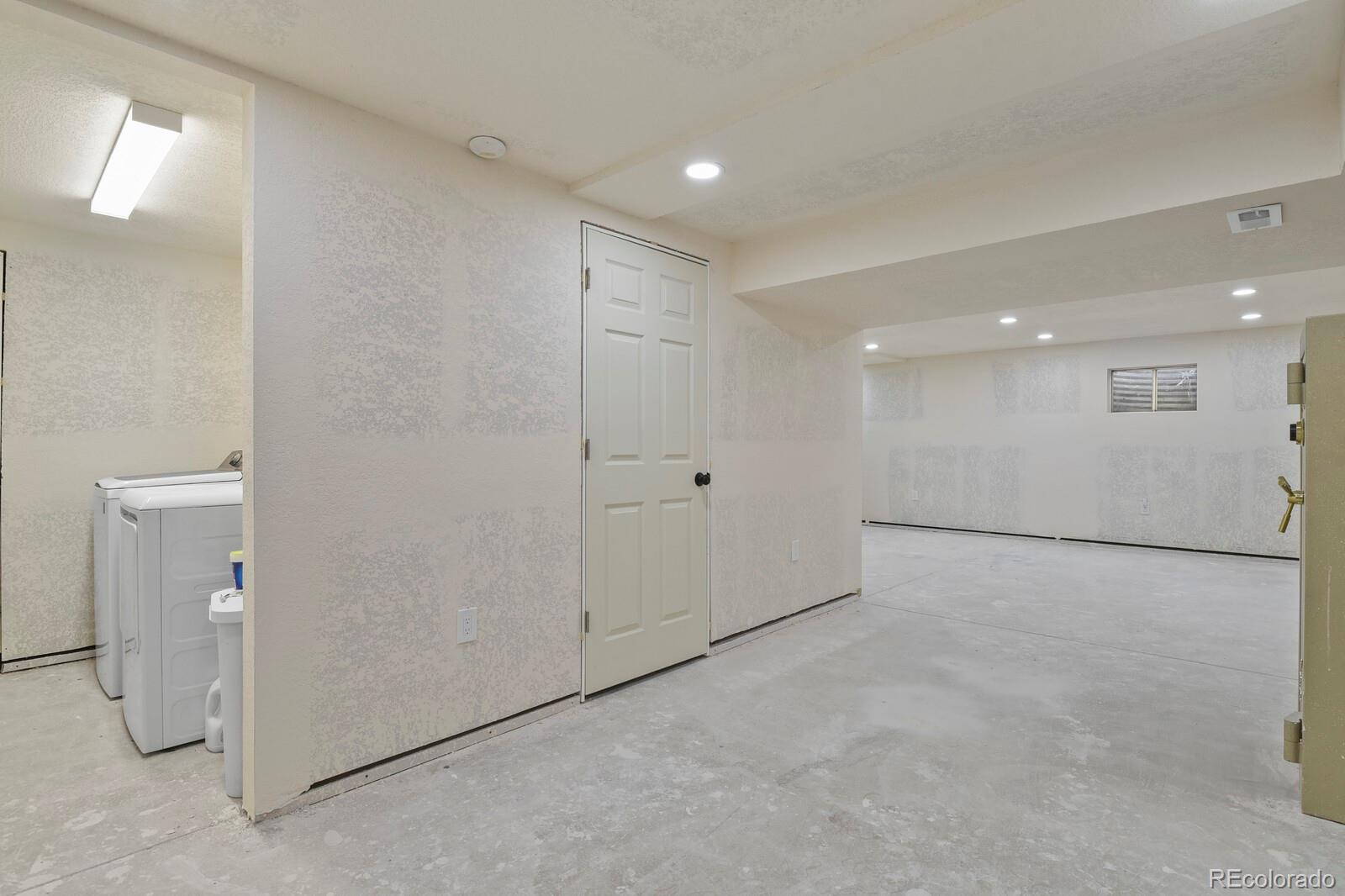 MLS Image #31 for 15660 e mexico avenue,aurora, Colorado