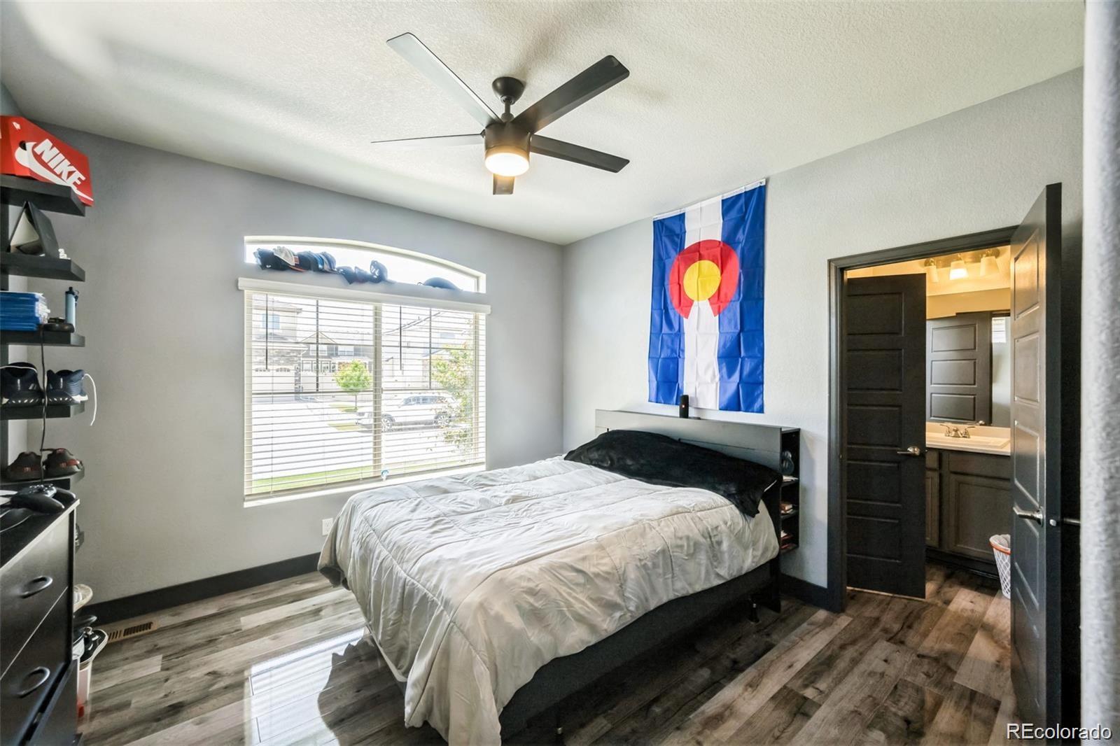 MLS Image #17 for 20553 e 50th place,denver, Colorado