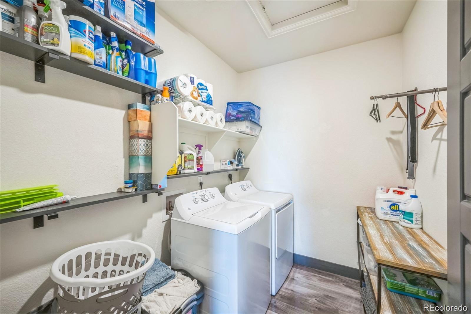 MLS Image #22 for 20553 e 50th place,denver, Colorado