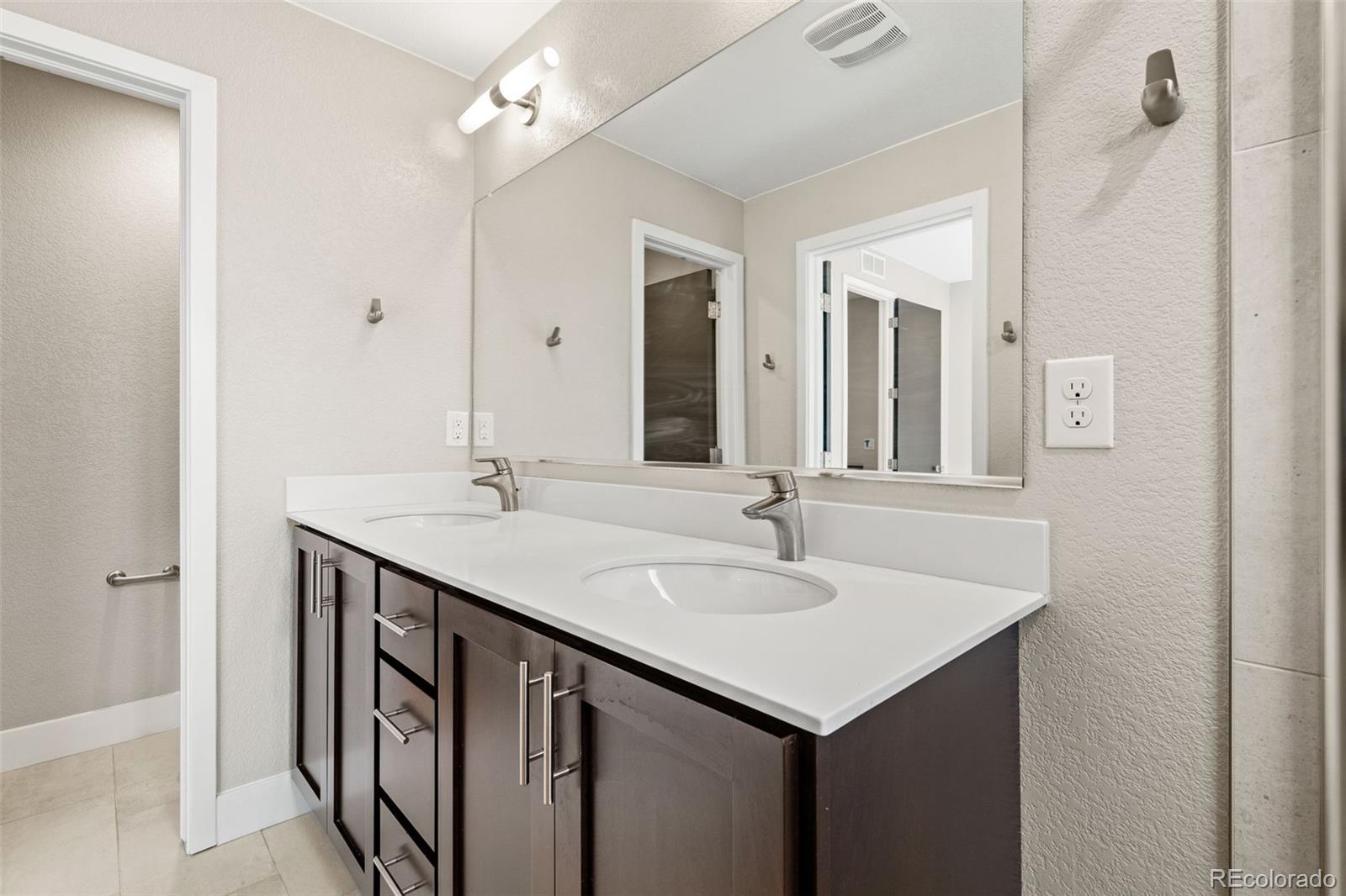 MLS Image #19 for 1615  harlan street 2,lakewood, Colorado