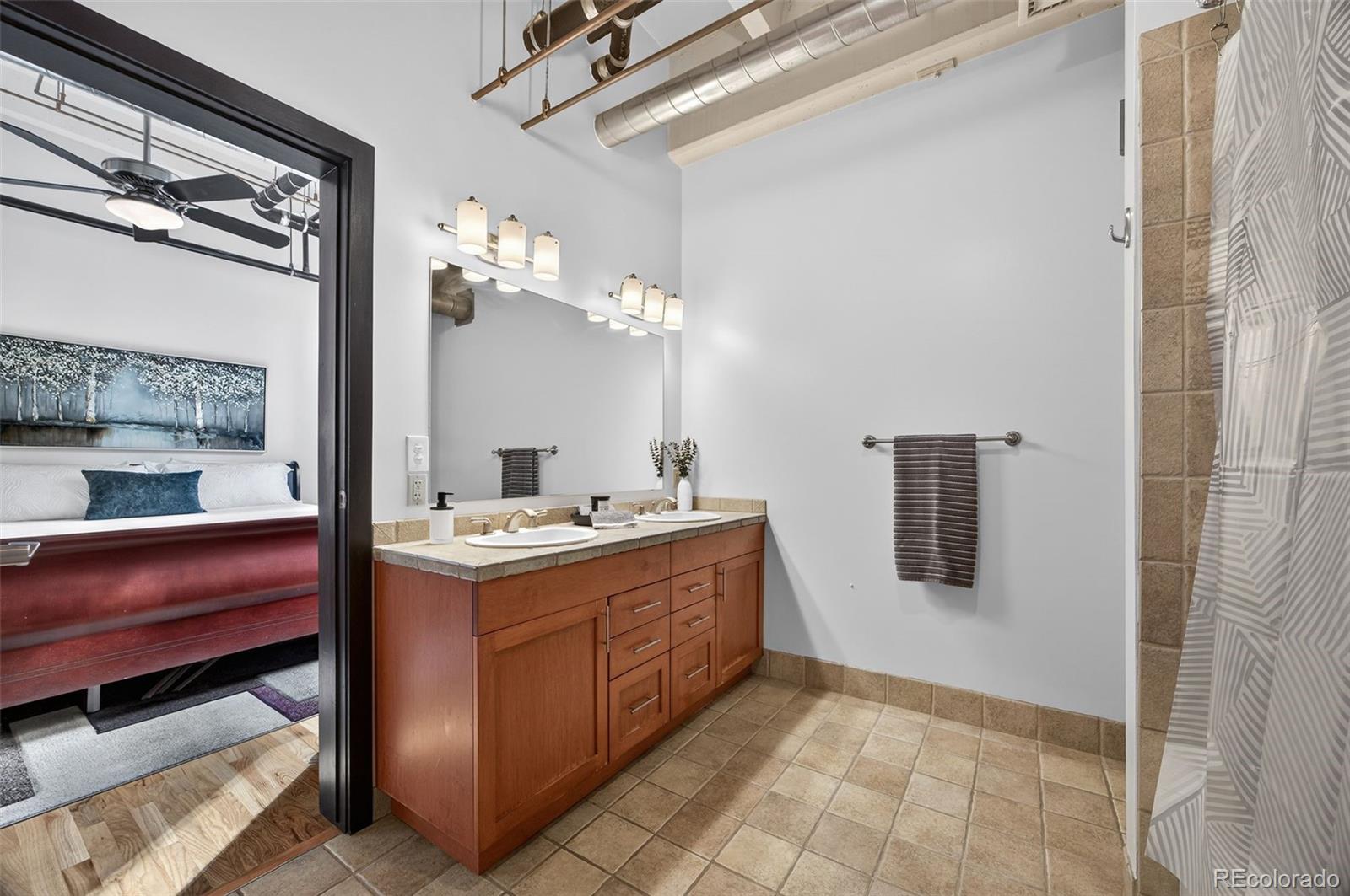 MLS Image #12 for 1800  lawrence street 406,denver, Colorado