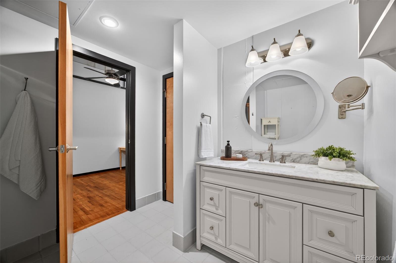 MLS Image #17 for 1800  lawrence street 406,denver, Colorado