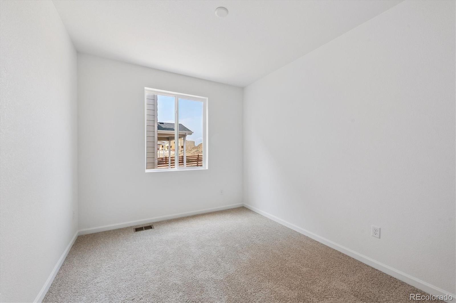 MLS Image #12 for 4627  sugar beet street,johnstown, Colorado