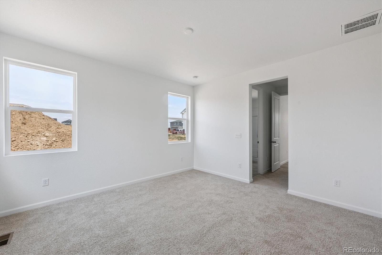 MLS Image #16 for 4627  sugar beet street,johnstown, Colorado