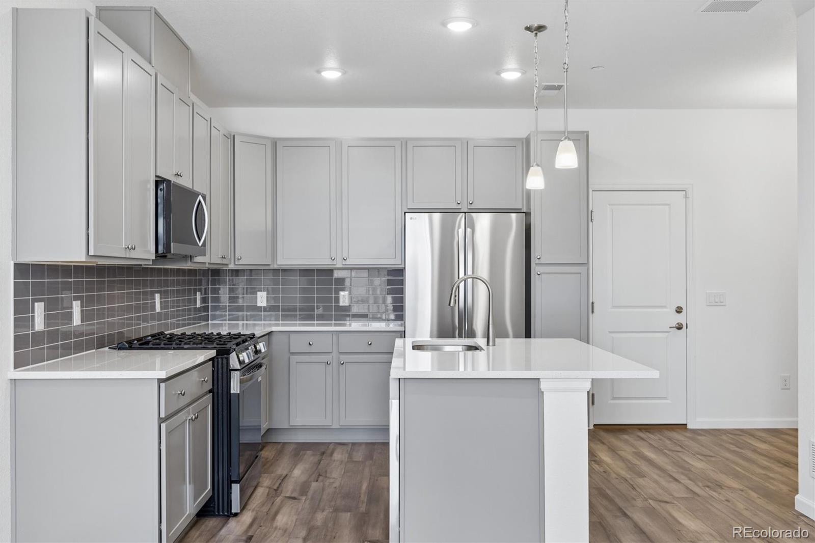 MLS Image #4 for 6690  merseyside lane,castle pines, Colorado