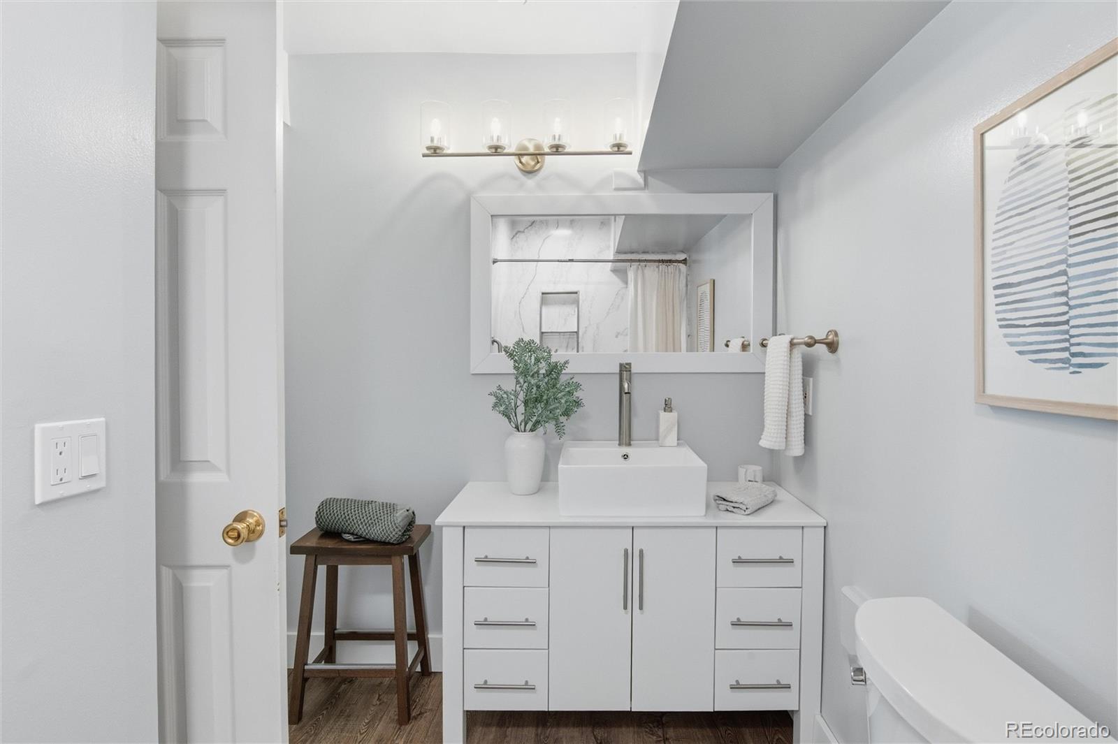 MLS Image #15 for 999 n emerson street,denver, Colorado