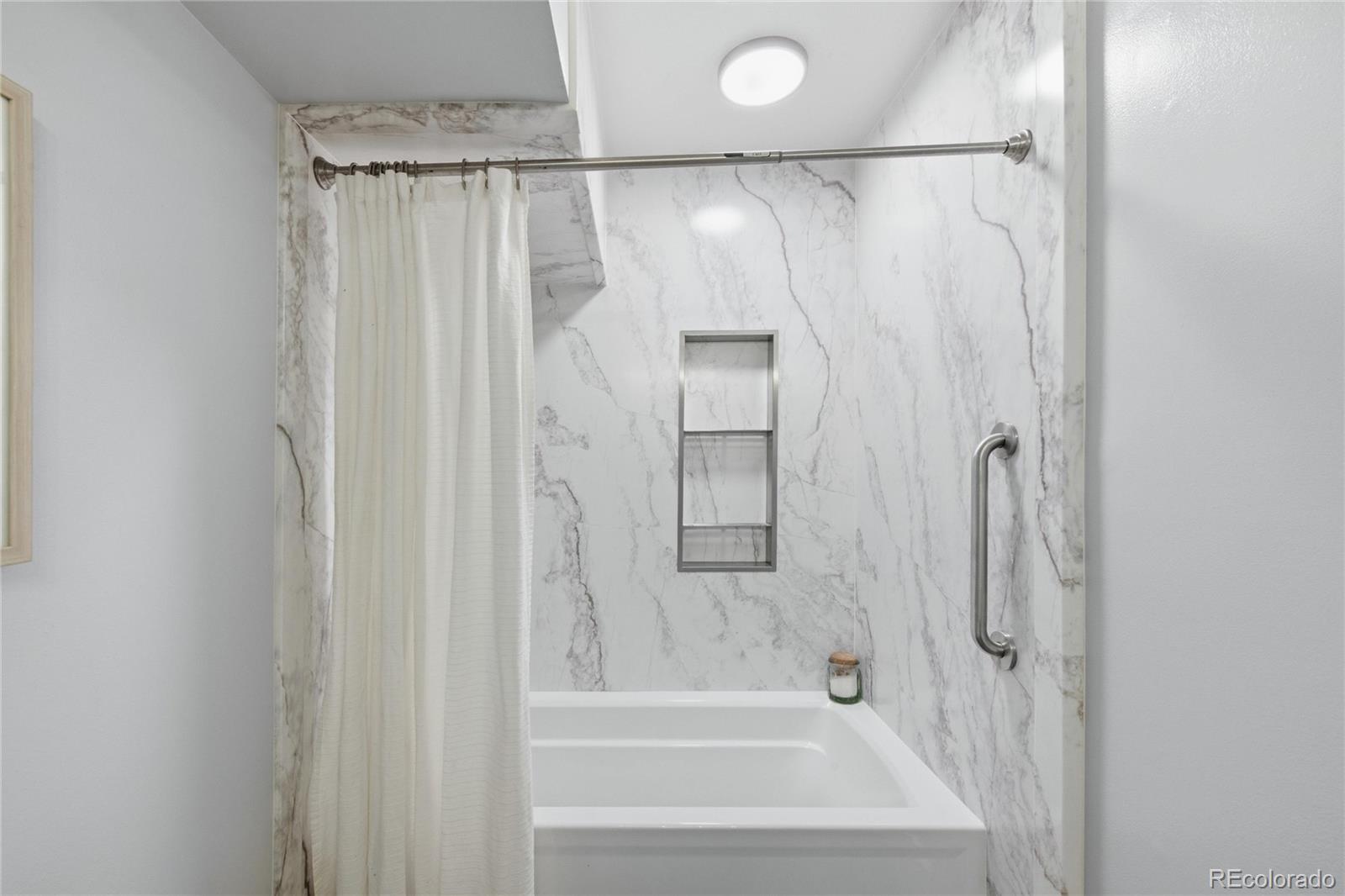MLS Image #16 for 999 n emerson street,denver, Colorado