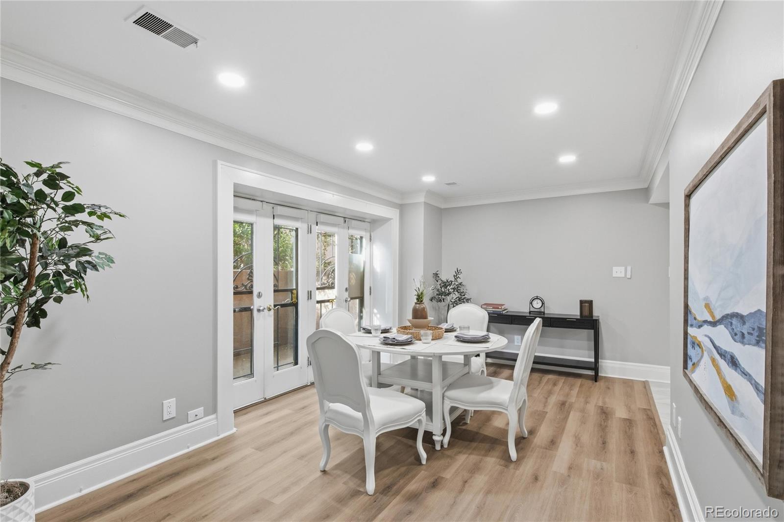 MLS Image #8 for 999 n emerson street,denver, Colorado