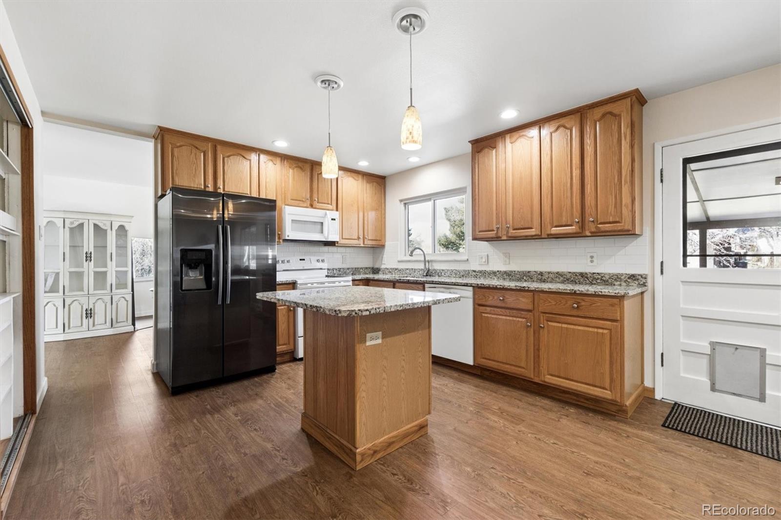 MLS Image #8 for 8005 e princeton avenue,denver, Colorado