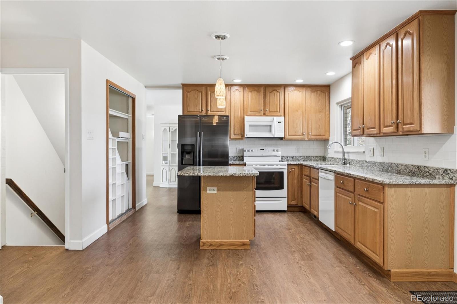 MLS Image #9 for 8005 e princeton avenue,denver, Colorado