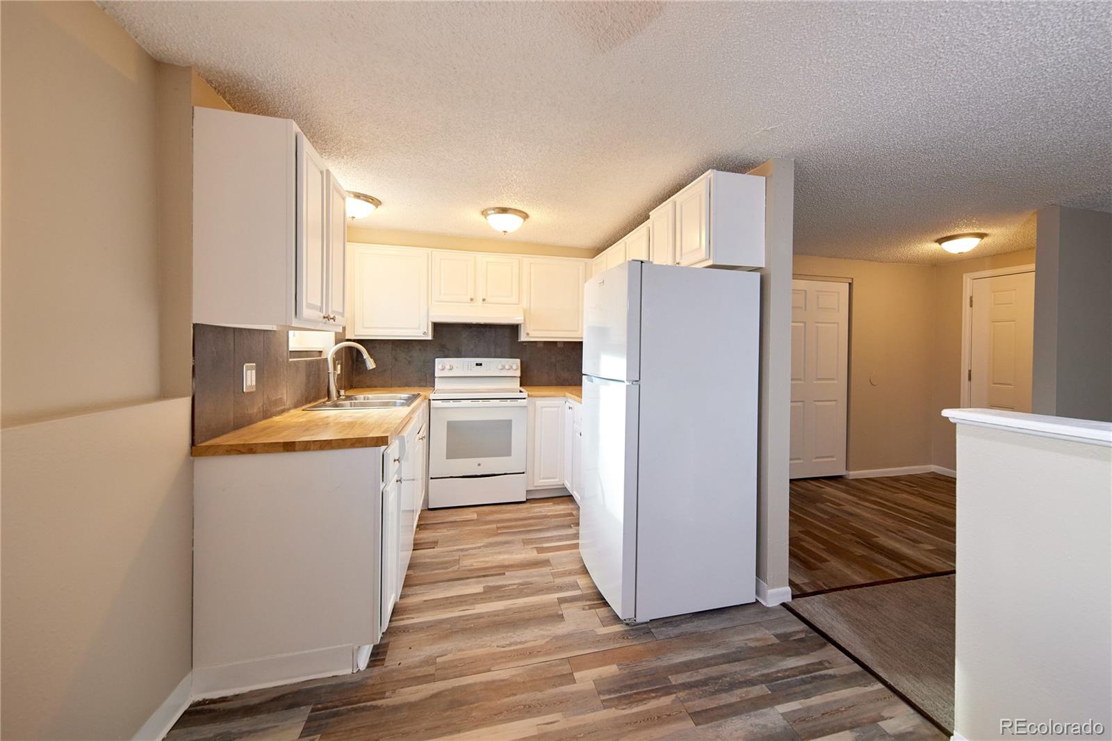 MLS Image #6 for 8060 w 9th avenue,lakewood, Colorado