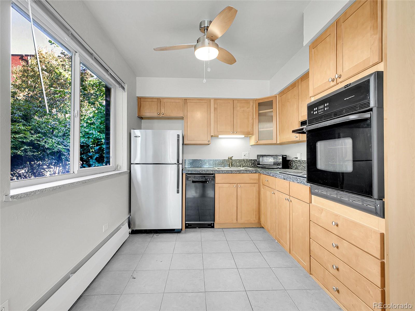 MLS Image #10 for 1056 n marion street,denver, Colorado