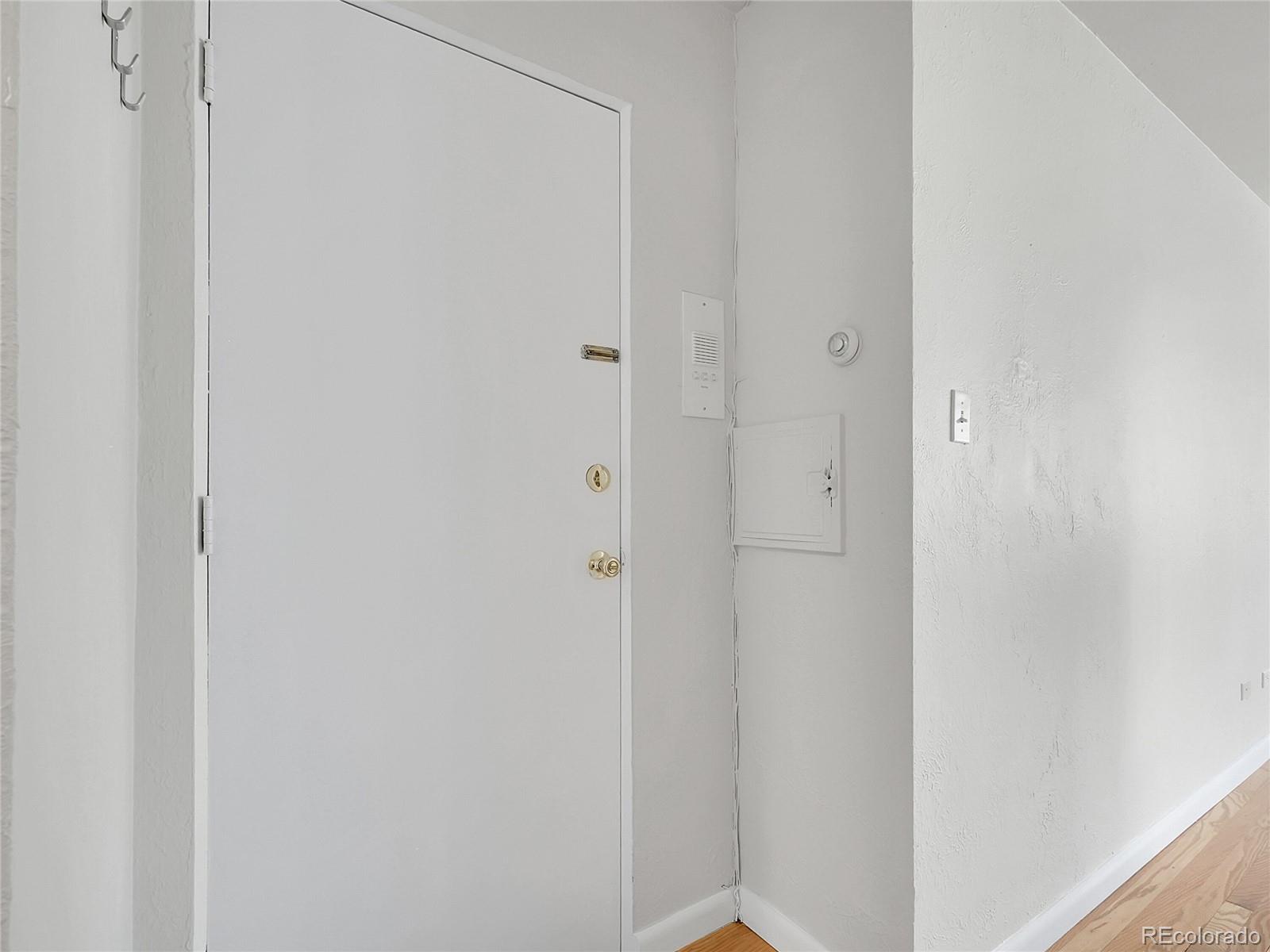 MLS Image #2 for 1056 n marion street,denver, Colorado