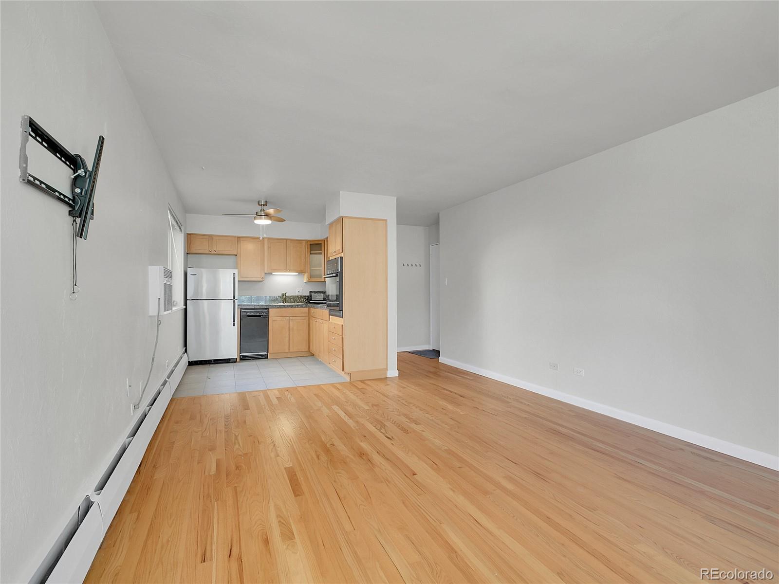 MLS Image #8 for 1056 n marion street,denver, Colorado