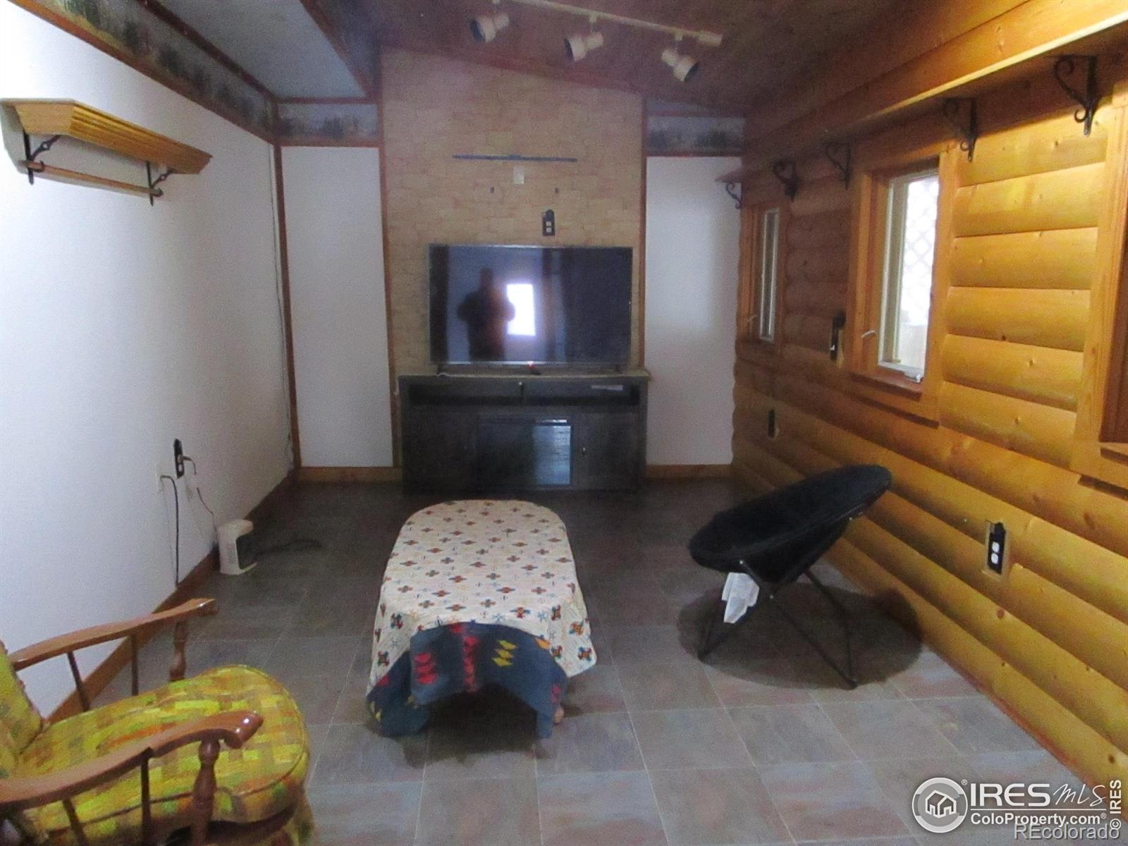 MLS Image #10 for 870  13th street,burlington, Colorado