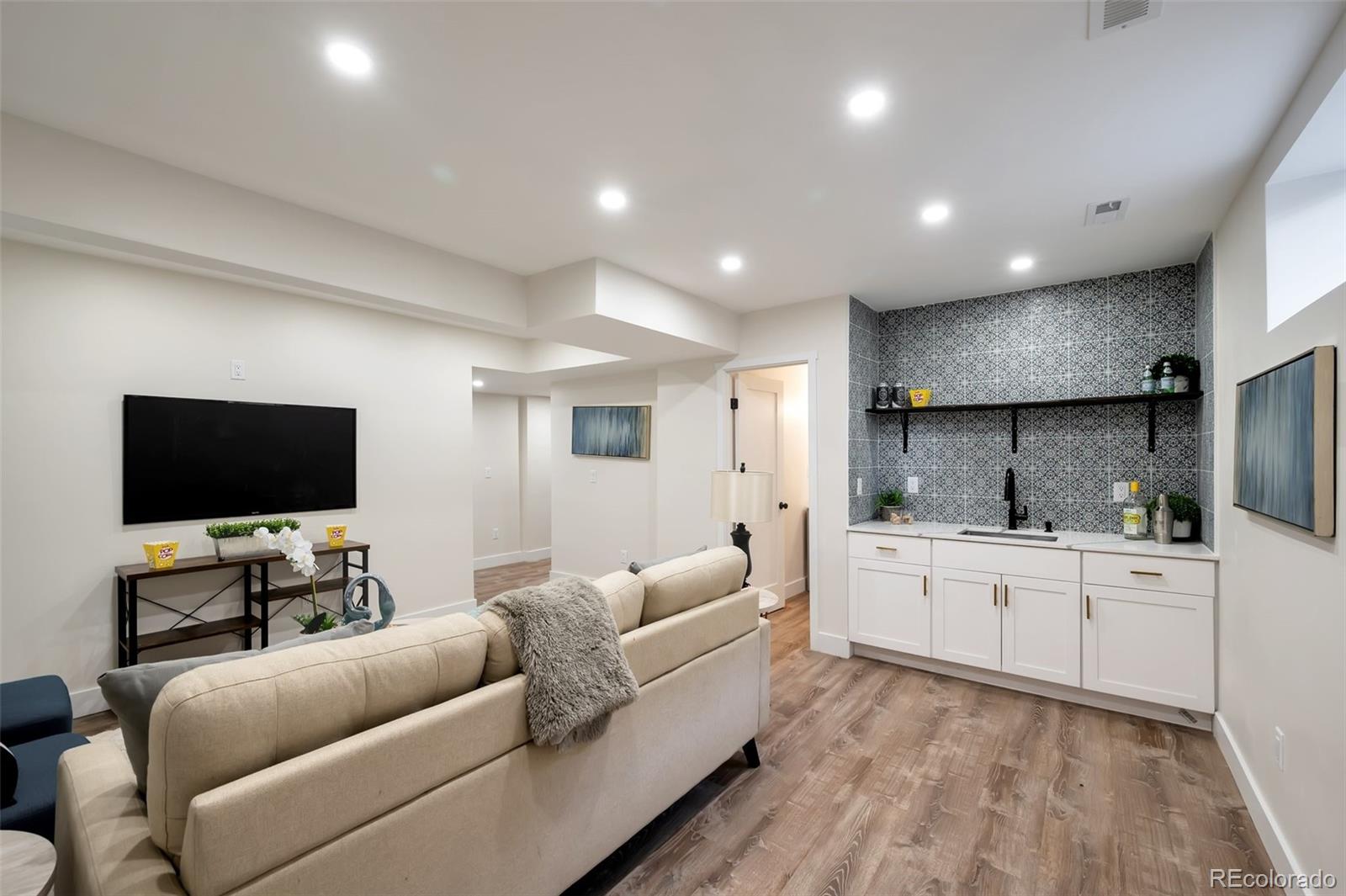 MLS Image #10 for 1417  monroe street,denver, Colorado