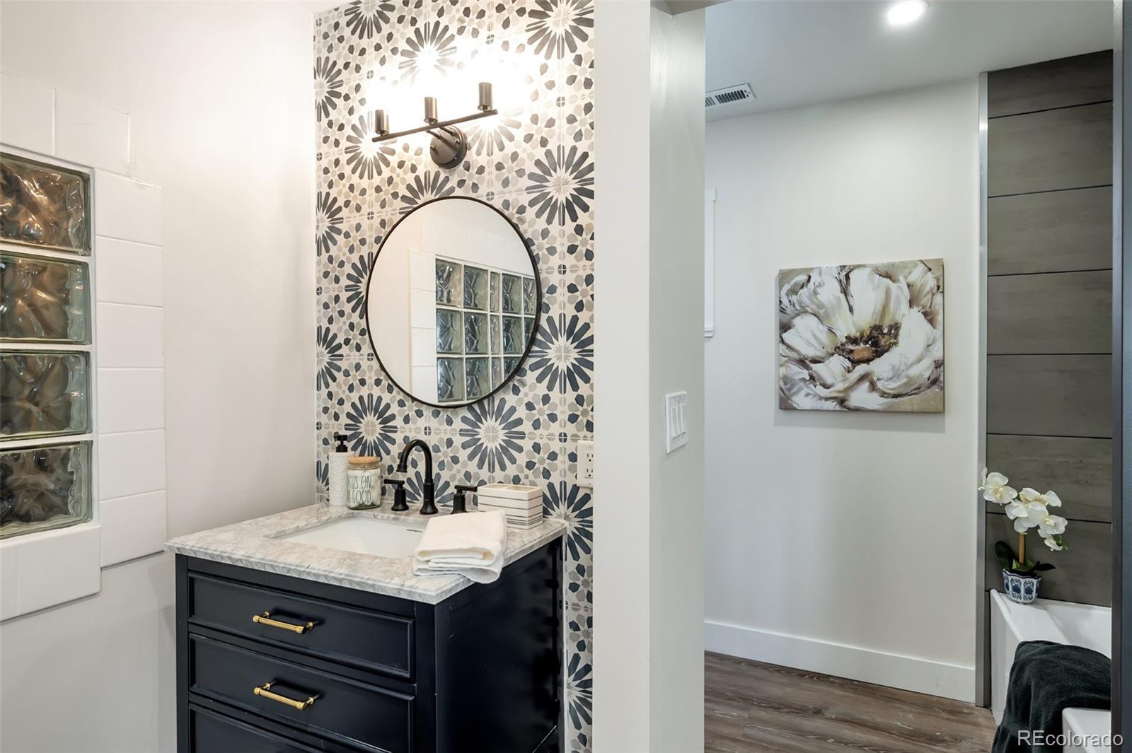 MLS Image #37 for 1417  monroe street,denver, Colorado