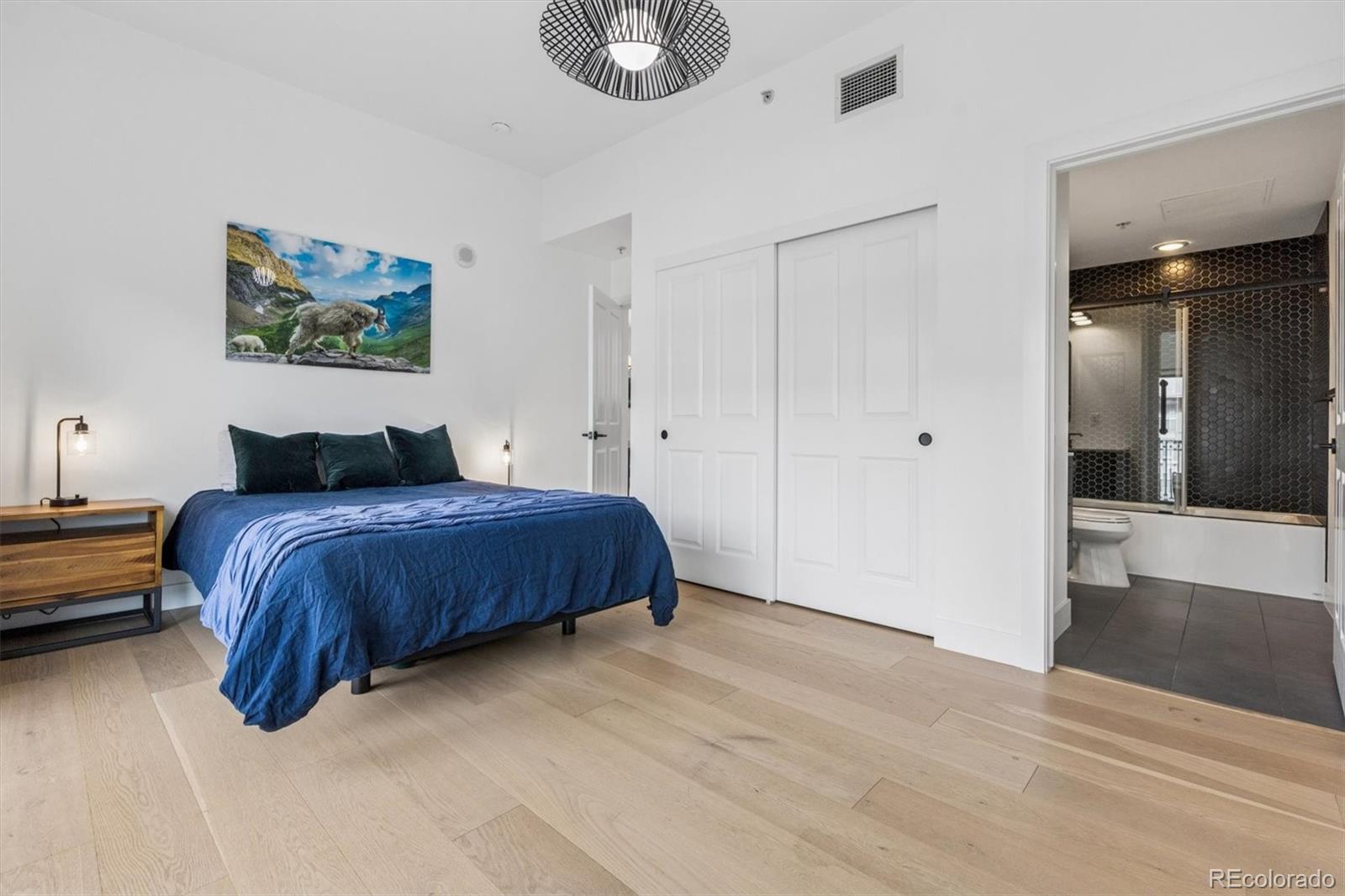 MLS Image #20 for 1950 n logan street 411,denver, Colorado
