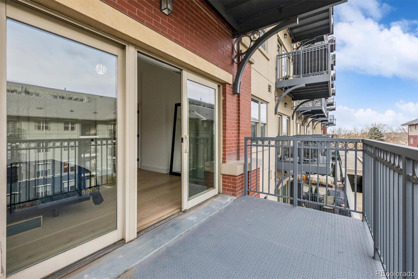 MLS Image #25 for 1950 n logan street 411,denver, Colorado