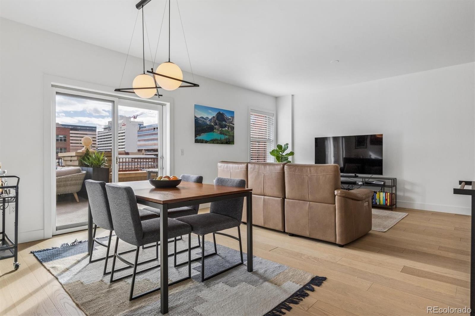 MLS Image #5 for 1950 n logan street 411,denver, Colorado