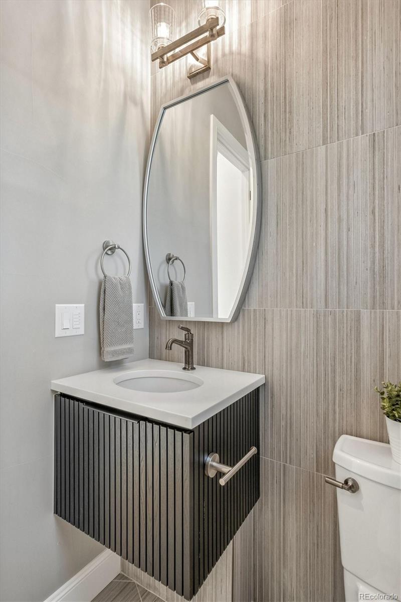 MLS Image #17 for 1699  bellaire street,denver, Colorado