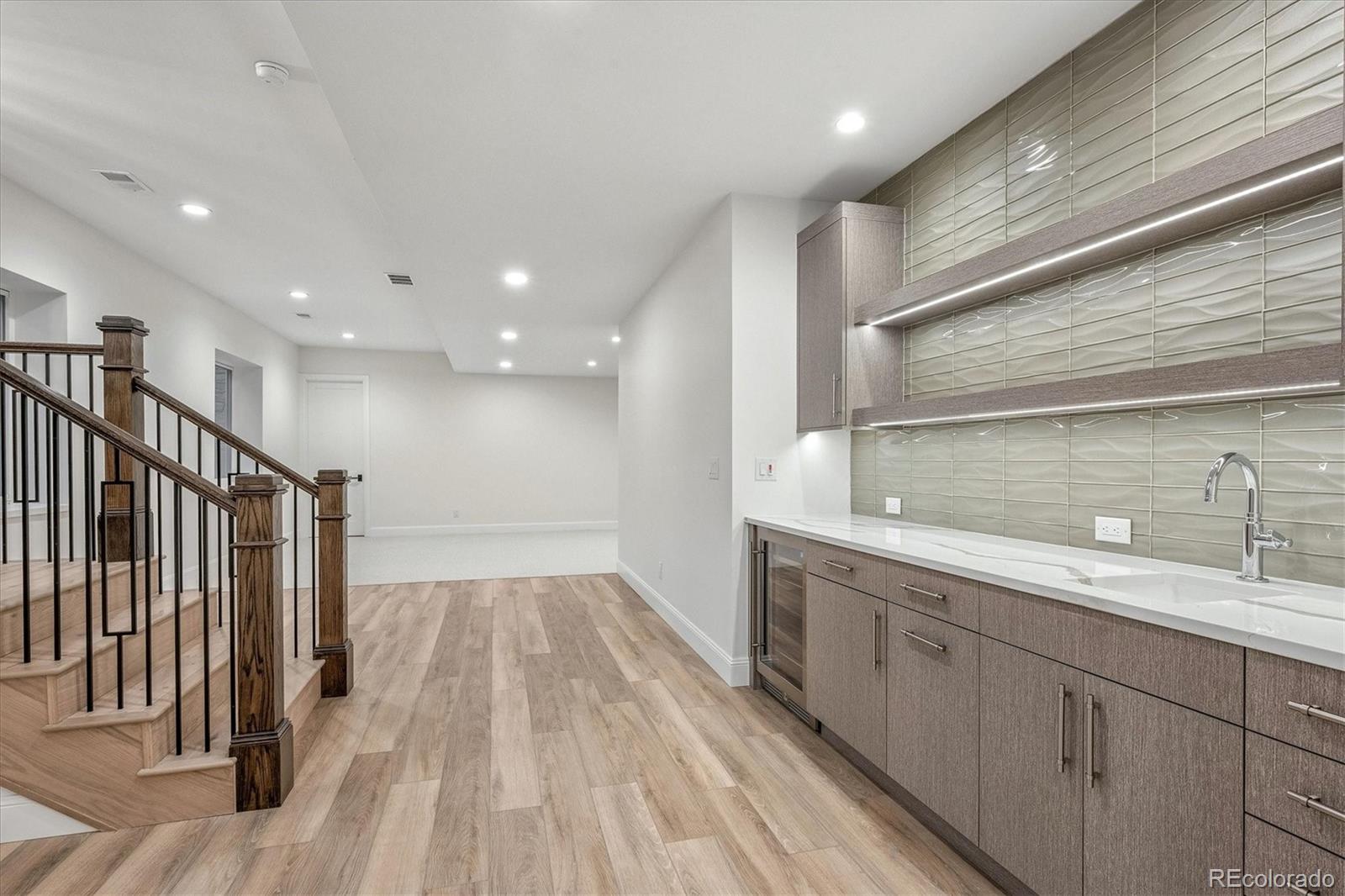 MLS Image #38 for 1699  bellaire street,denver, Colorado