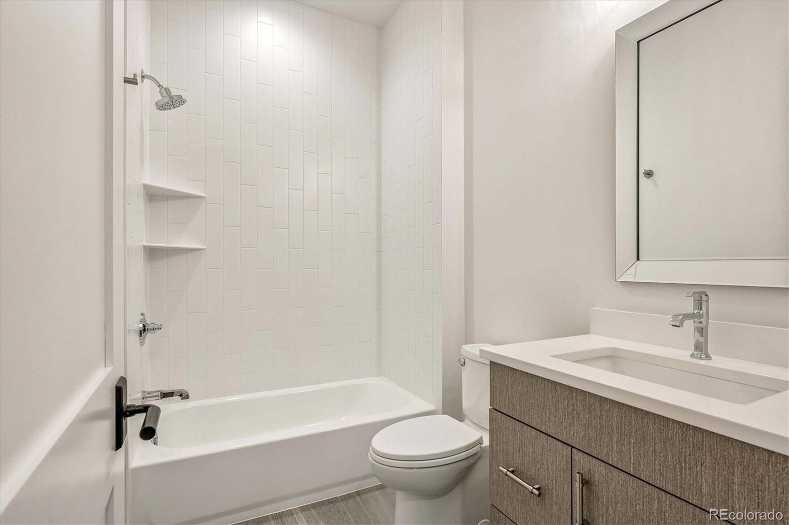 MLS Image #41 for 1699  bellaire street,denver, Colorado