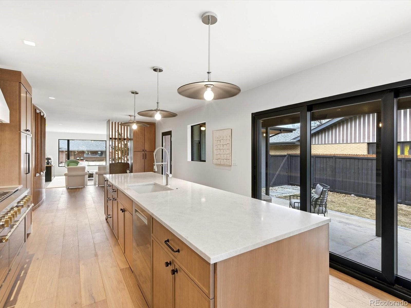 MLS Image #14 for 270 s krameria street,denver, Colorado