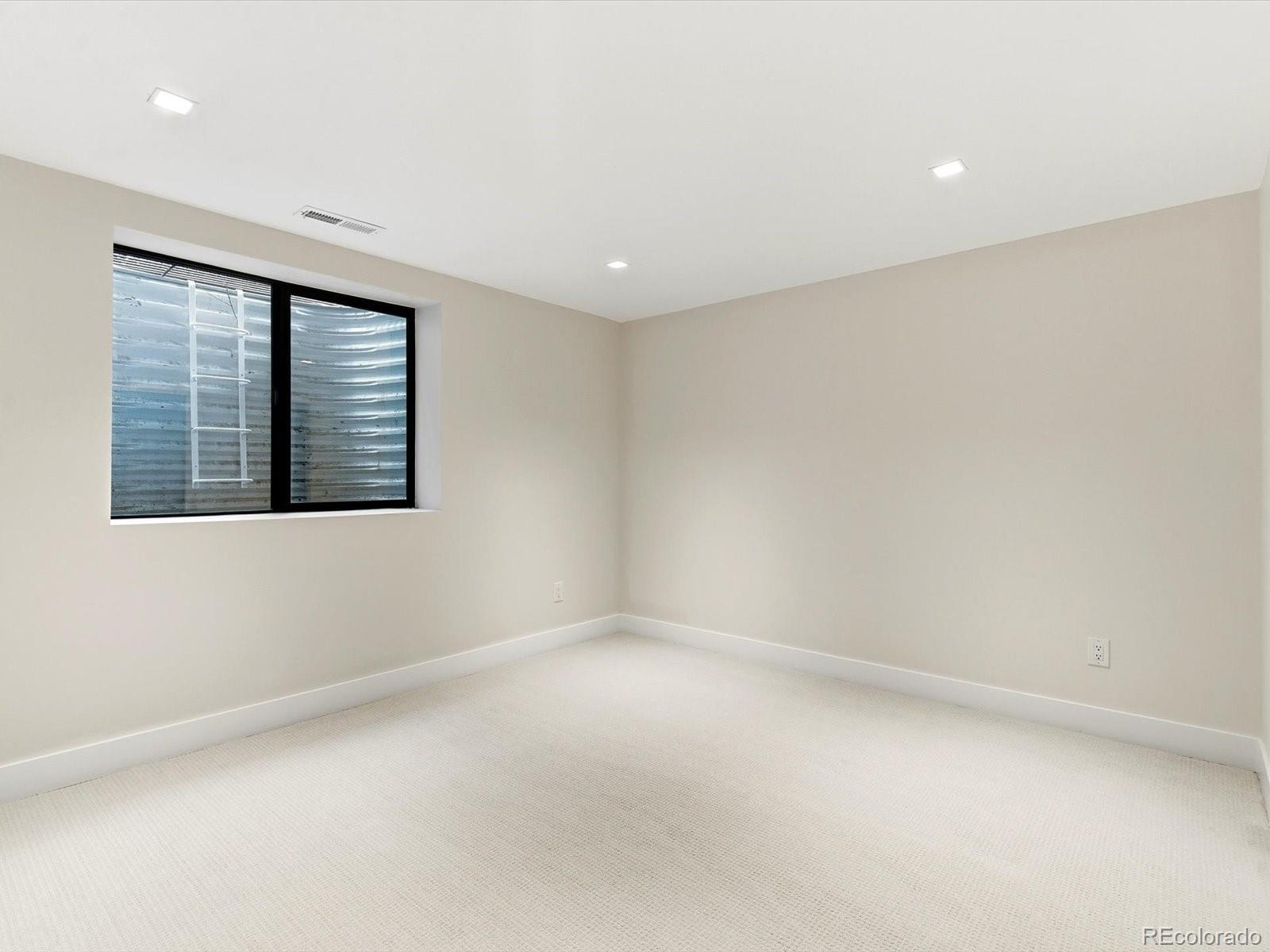 MLS Image #38 for 270 s krameria street,denver, Colorado