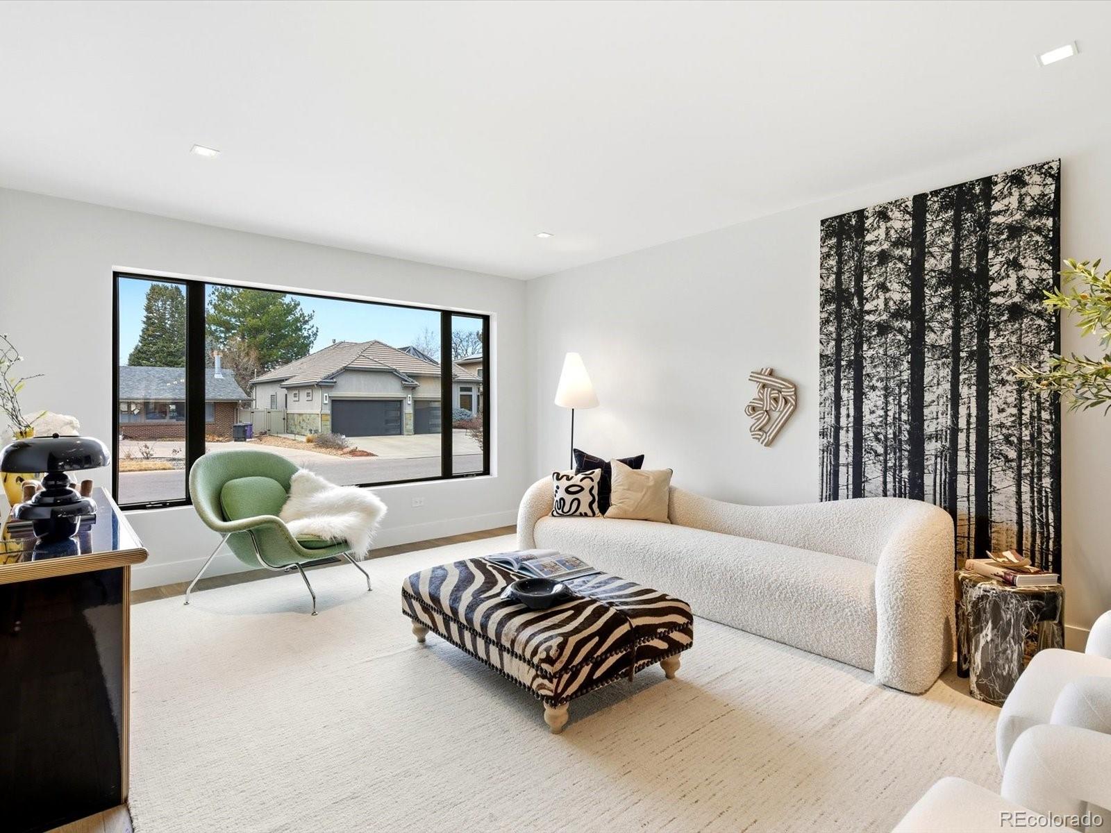 MLS Image #4 for 270 s krameria street,denver, Colorado