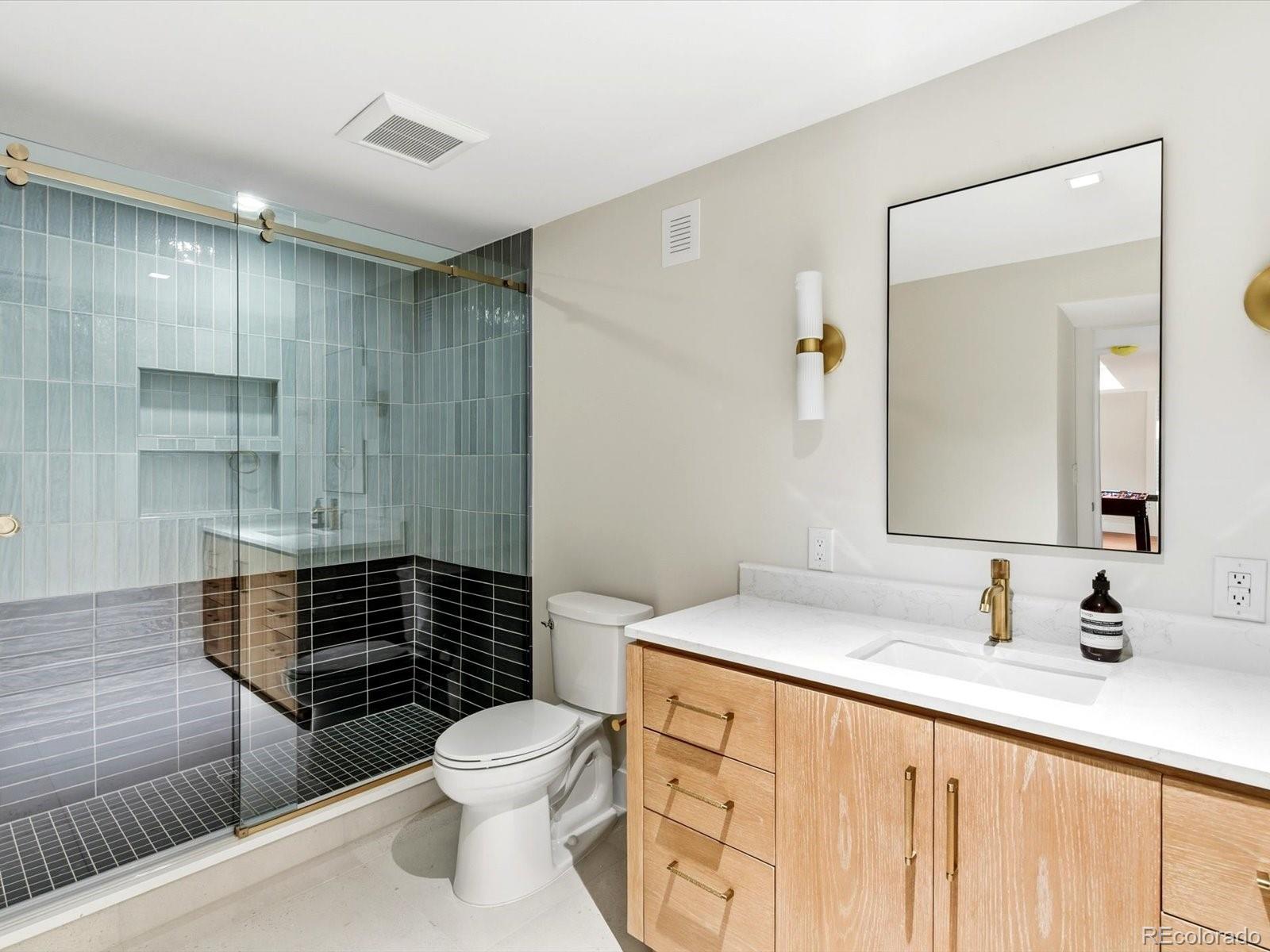 MLS Image #41 for 270 s krameria street,denver, Colorado