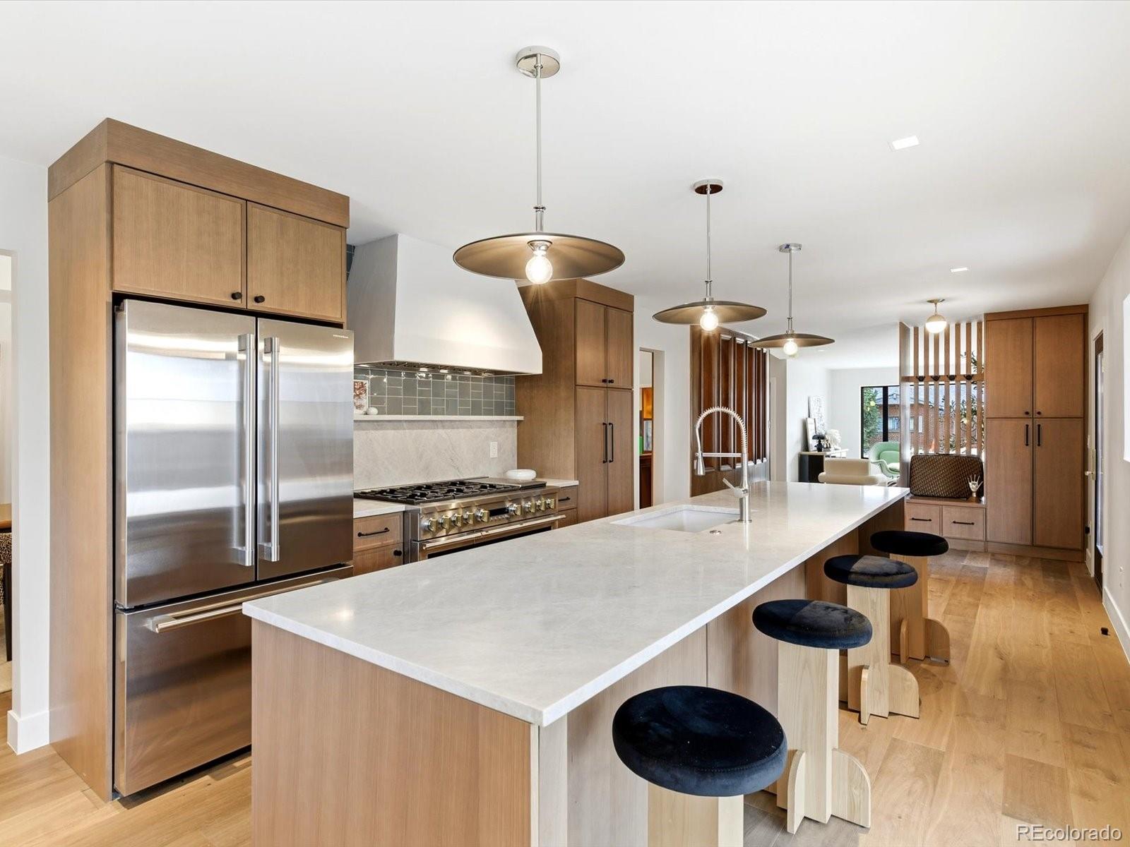 MLS Image #9 for 270 s krameria street,denver, Colorado